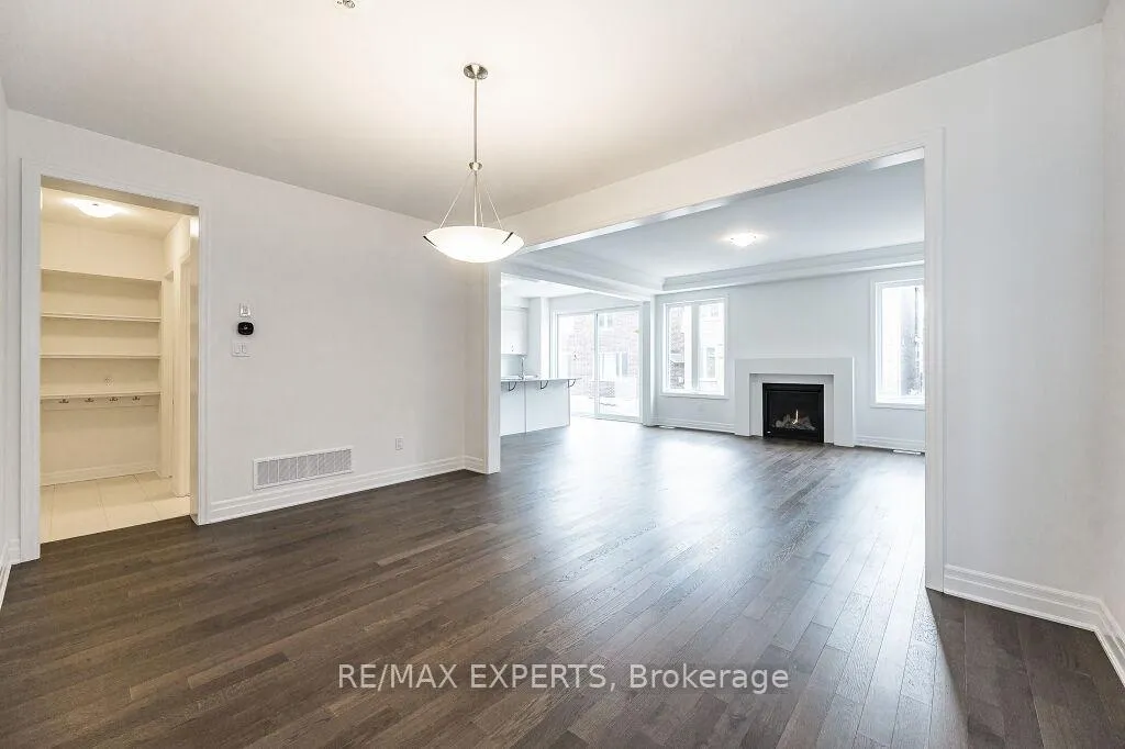 Photo 6 of 177 Rosenberg Way, Kitchener, Rosenburg — HOMEH
