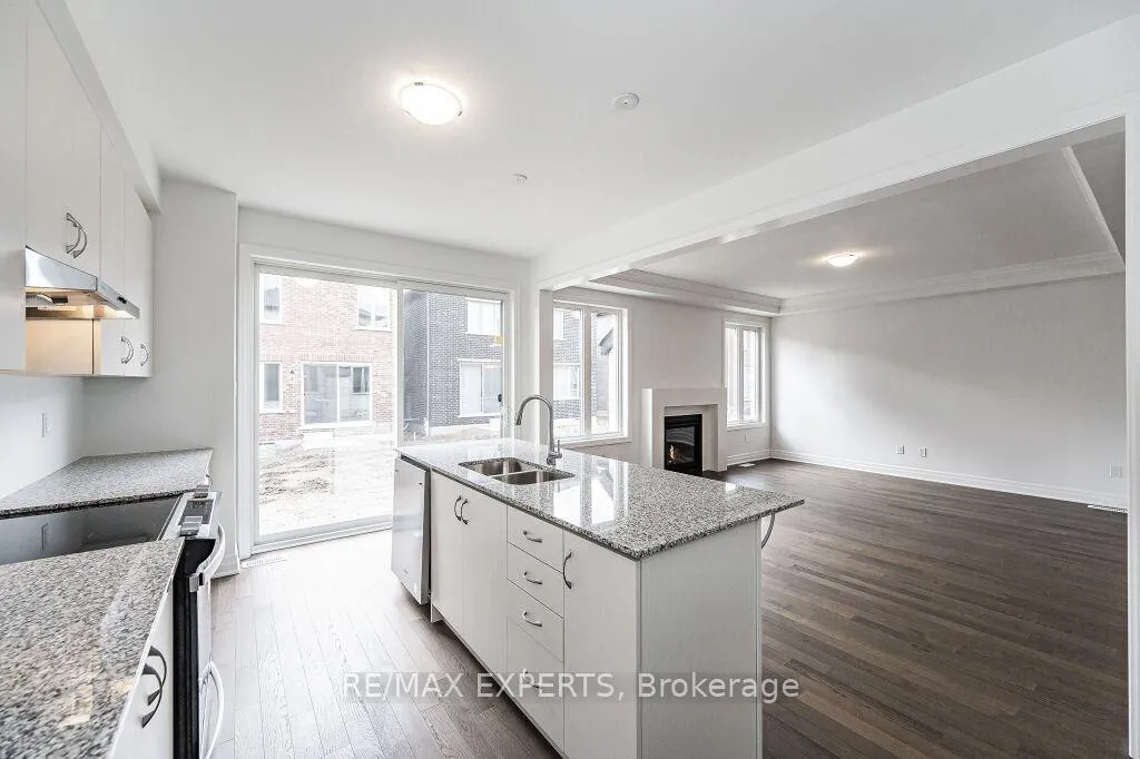 Photo 14 of 177 Rosenberg Way, Kitchener, Rosenburg — HOMEH