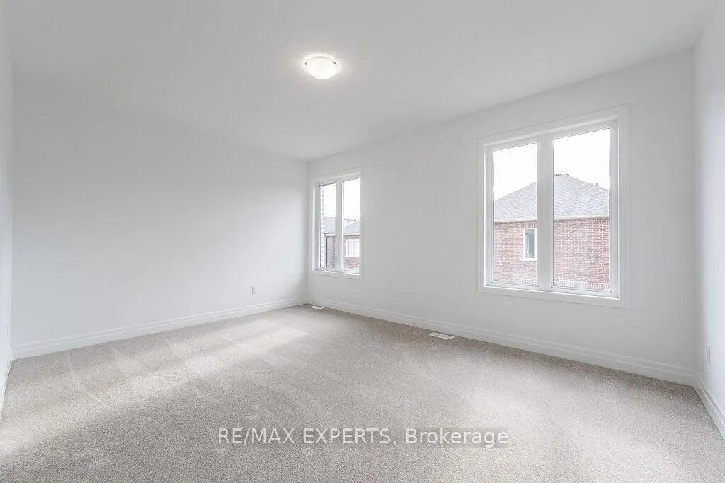 Photo 29 of 177 Rosenberg Way, Kitchener, Rosenburg — HOMEH