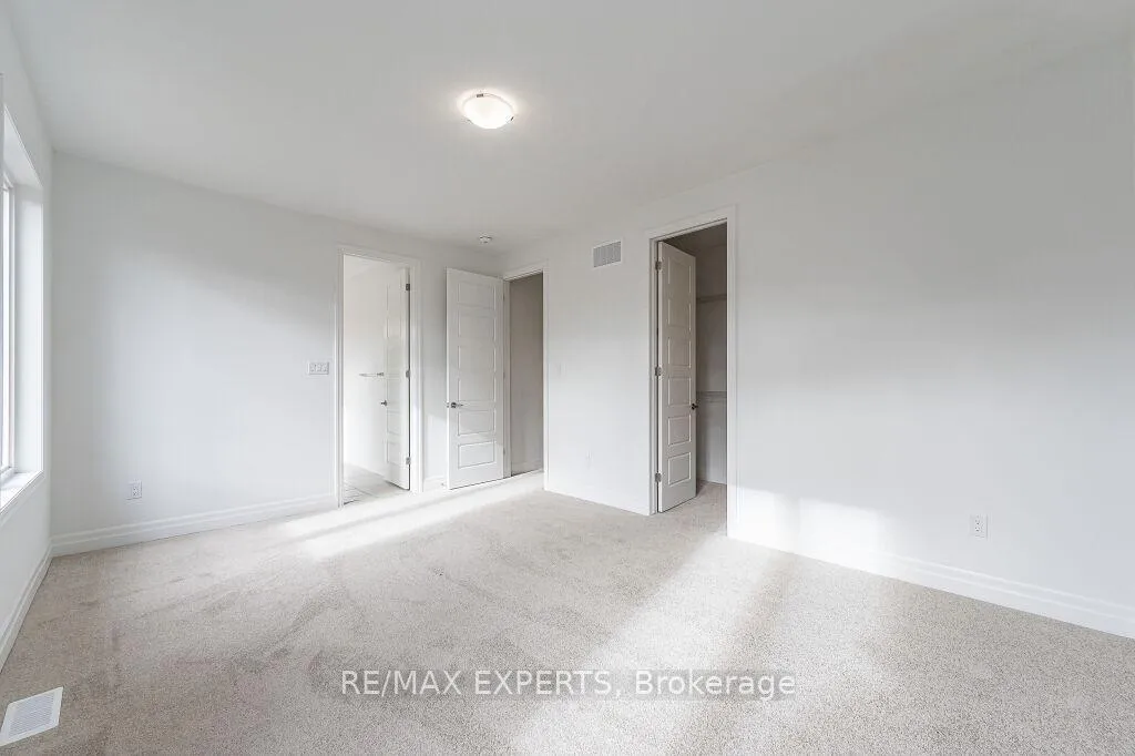 Photo 30 of 177 Rosenberg Way, Kitchener, Rosenburg — HOMEH