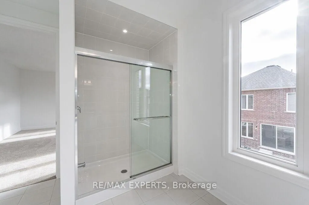 Photo 32 of 177 Rosenberg Way, Kitchener, Rosenburg — HOMEH