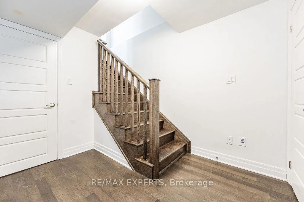 Photo 34 of 177 Rosenberg Way, Kitchener, Rosenburg — HOMEH