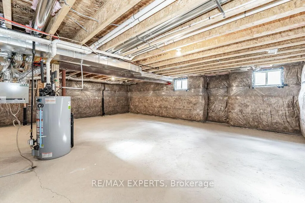 Photo 35 of 177 Rosenberg Way, Kitchener, Rosenburg — HOMEH