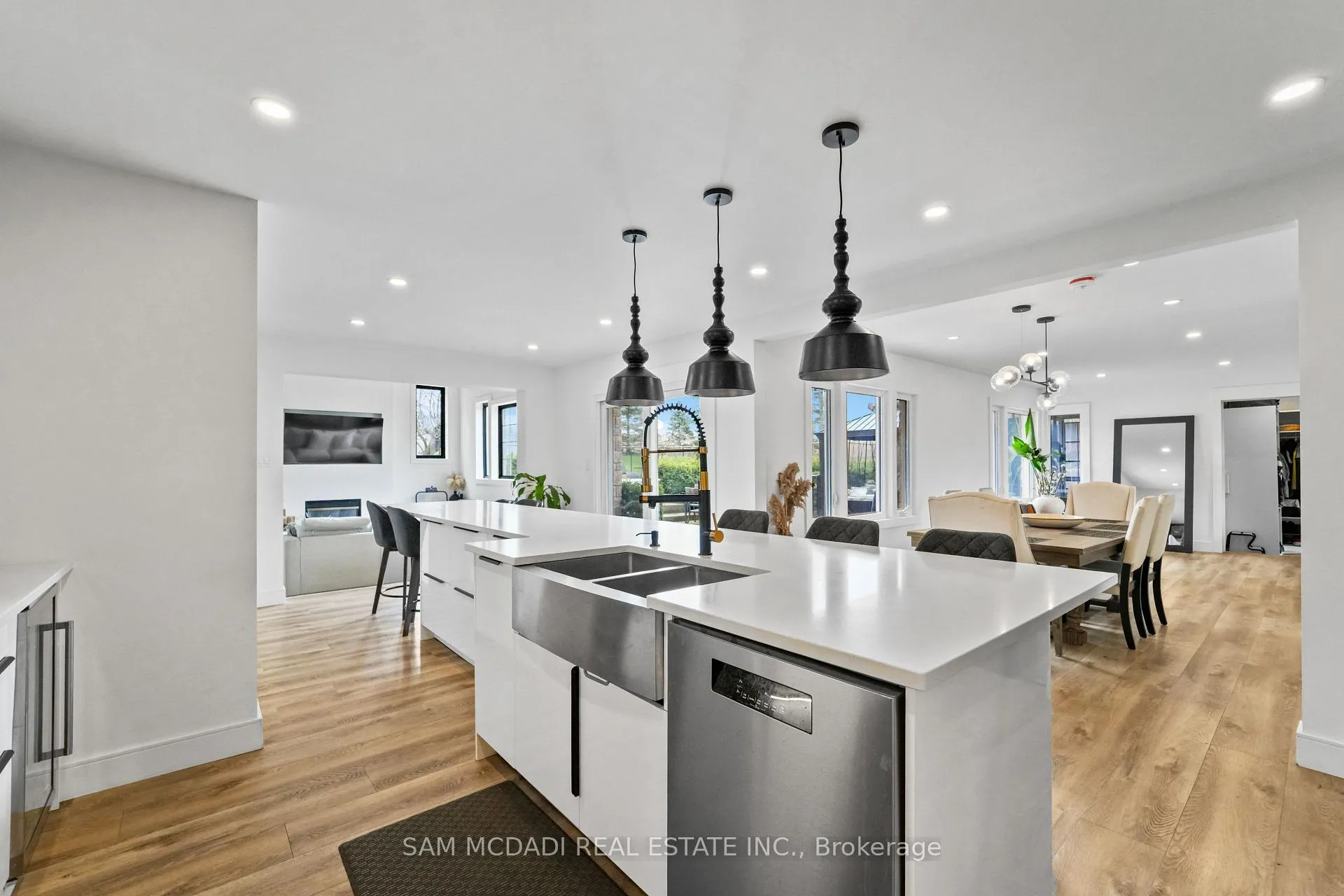 Photo 17 of 477 Fairview Street, Wilmot, New Hamburg — HOMEH