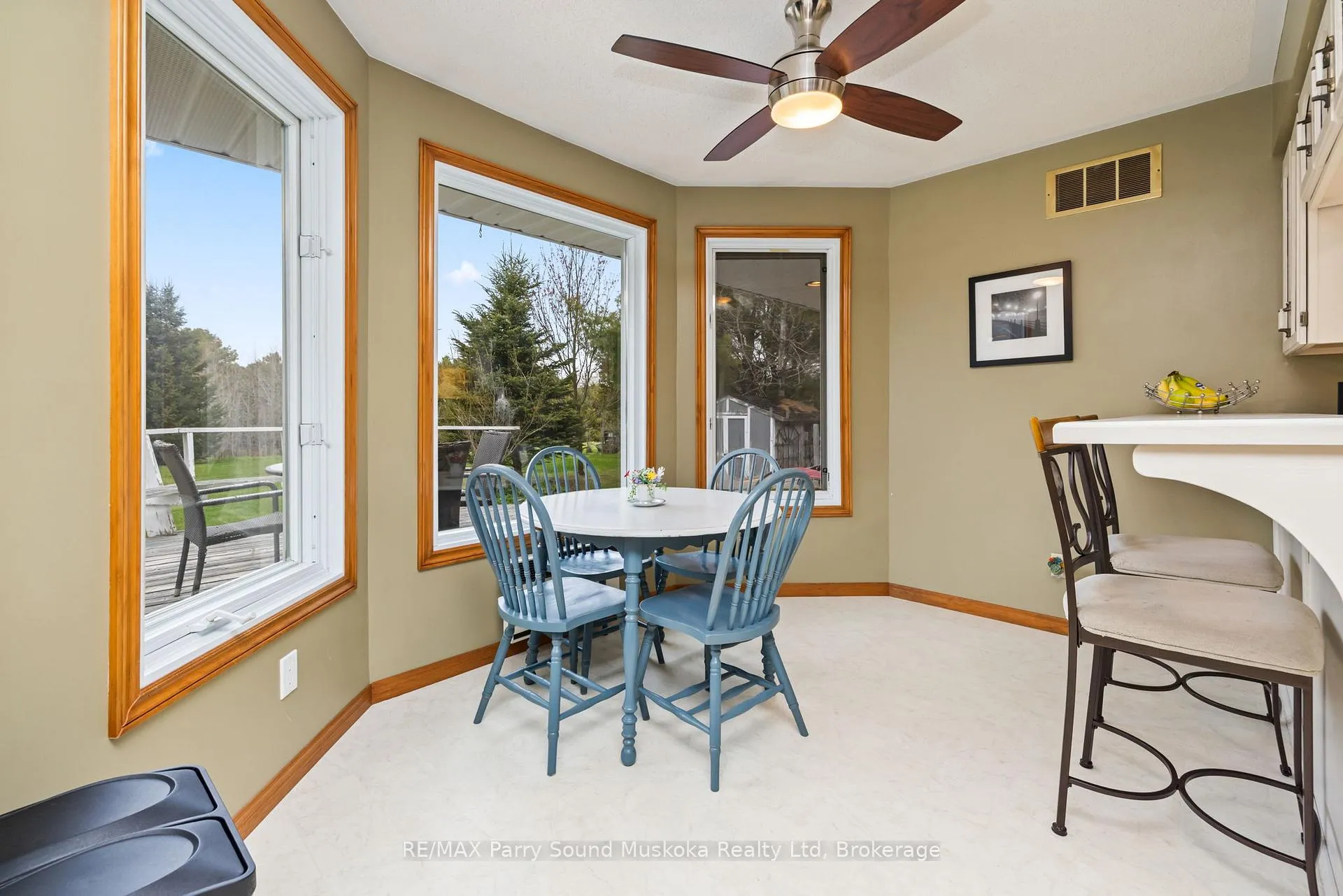 Photo 6 of 54 Pineridge Drive, McDougall — HOMEH