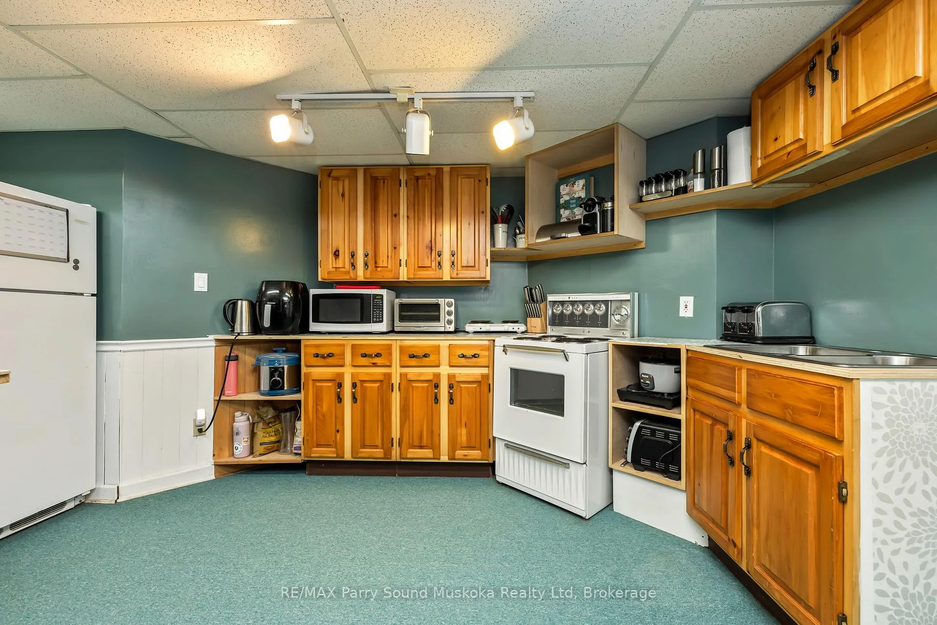 Photo 27 of 54 Pineridge Drive, McDougall — HOMEH