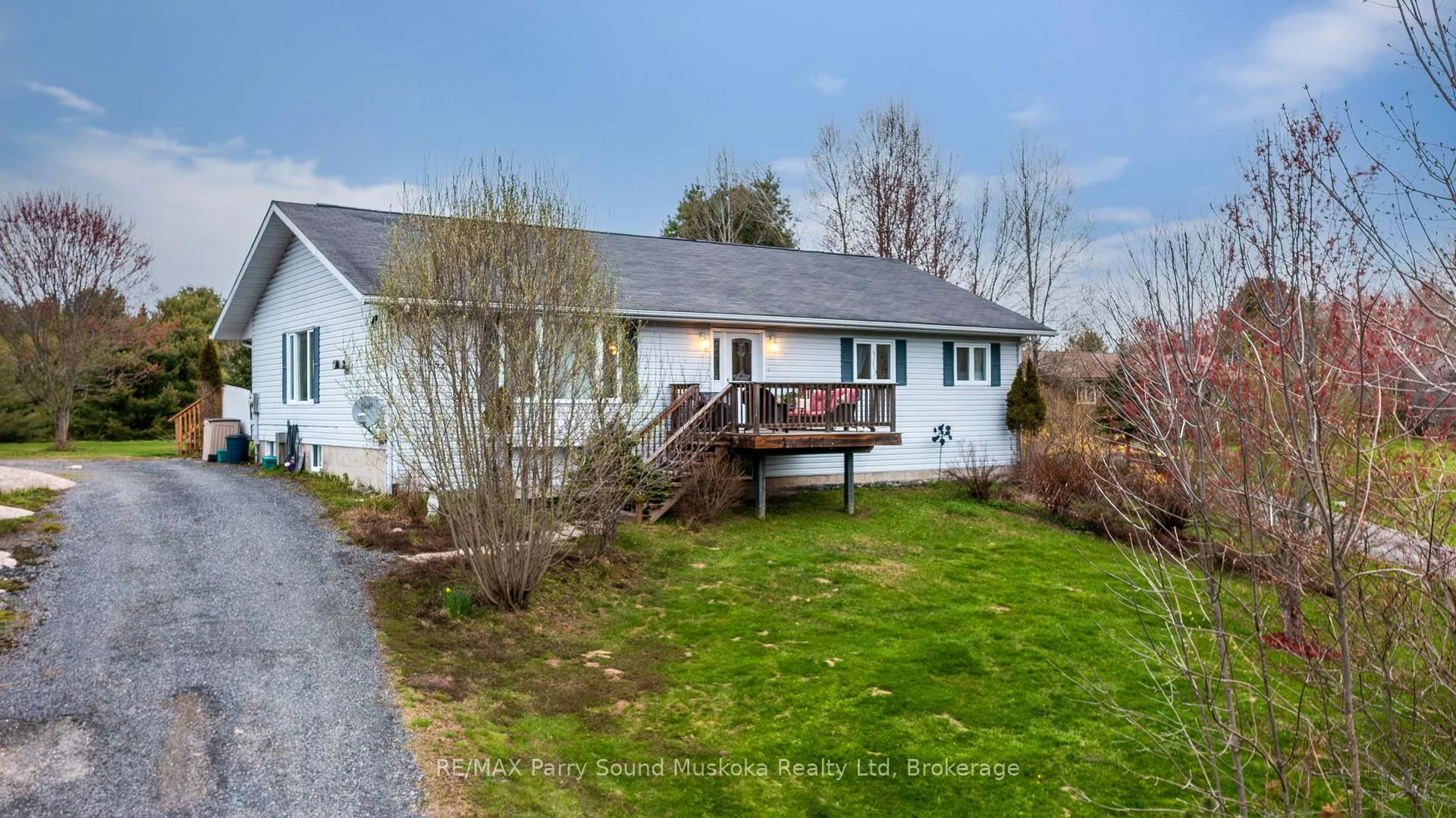 Photo 33 of 54 Pineridge Drive, McDougall — HOMEH