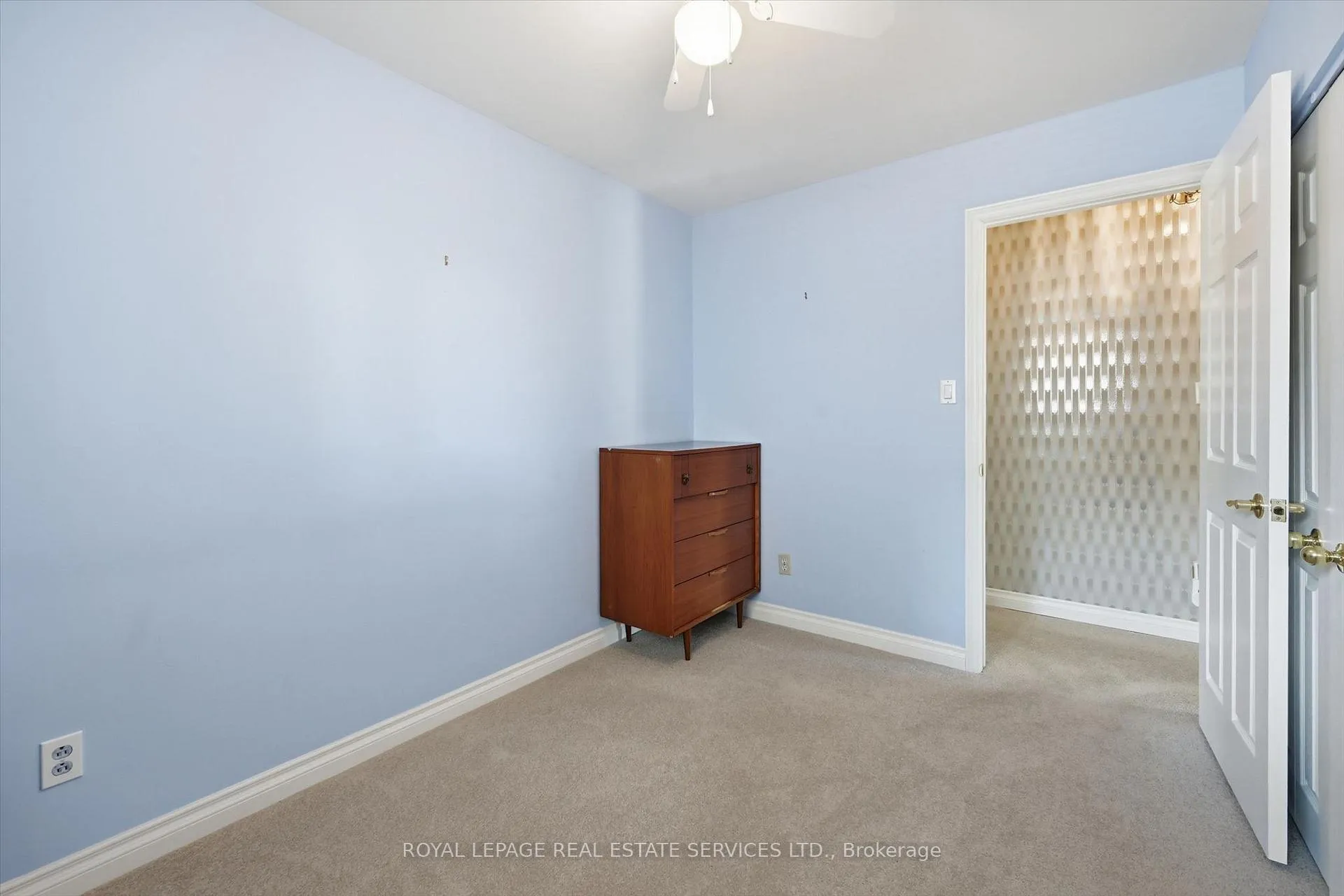 Photo 23 of 484 Grand Boulevard, Oakville, Falgarwood — HOMEH