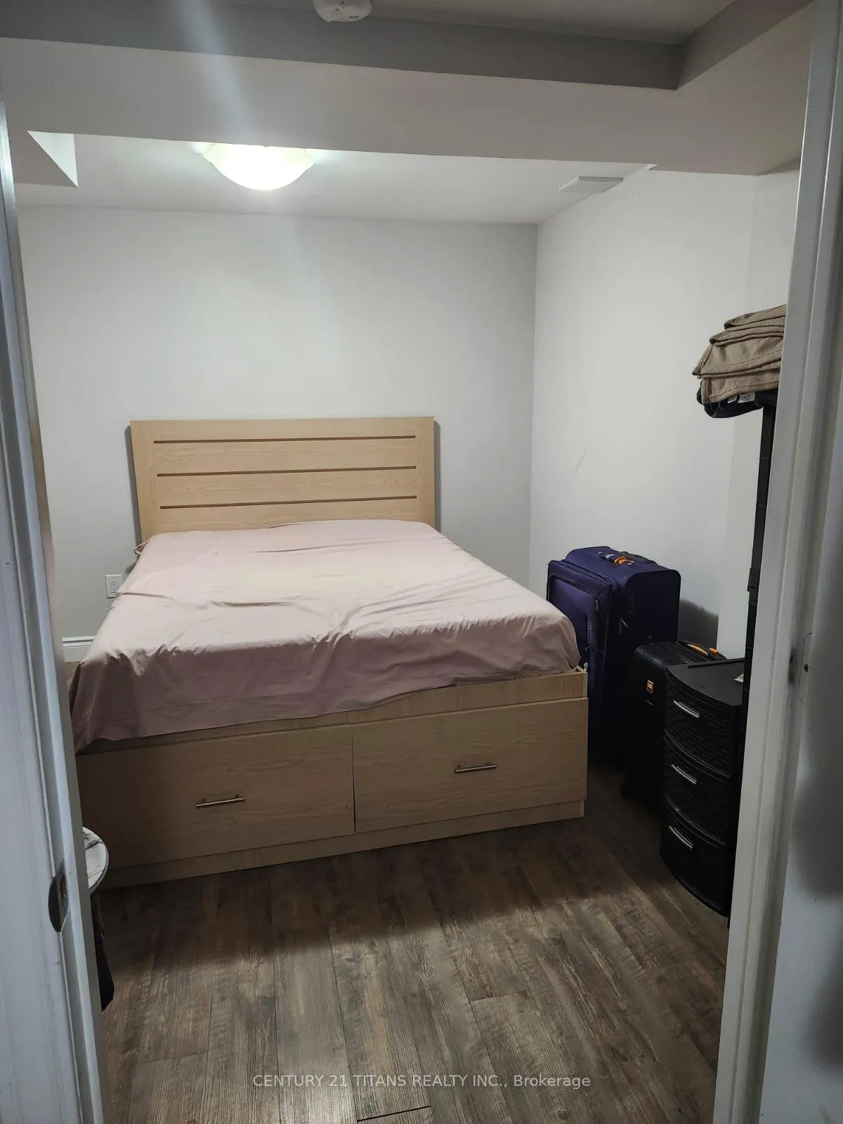 Photo 6 of 56 Barnes Drive, Ajax, Central — HOMEH