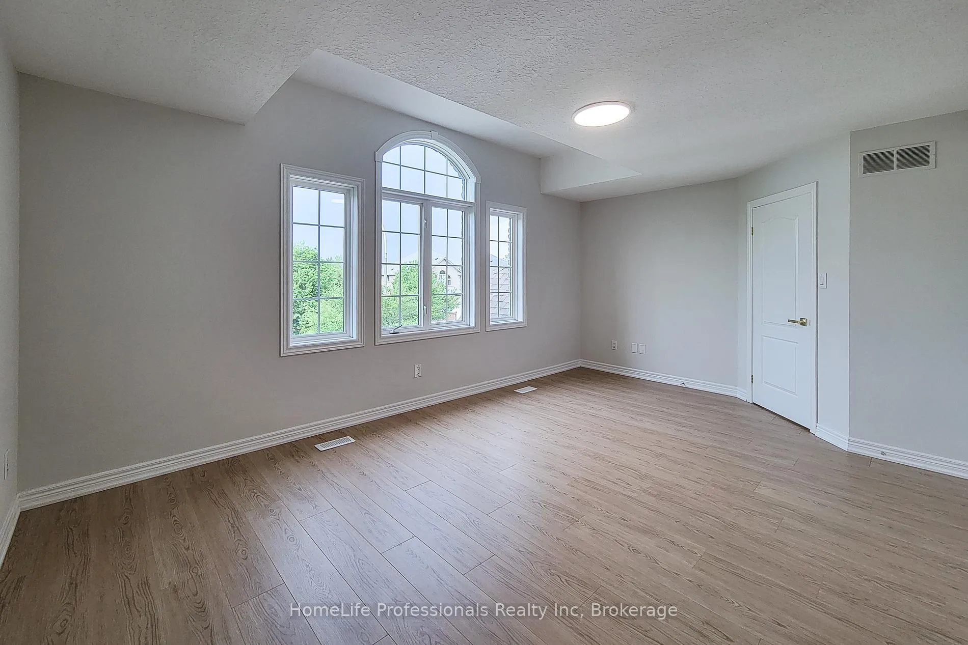 Photo 30 of 32 Shrewsbury Street, Hamilton, Meadowlands — HOMEH