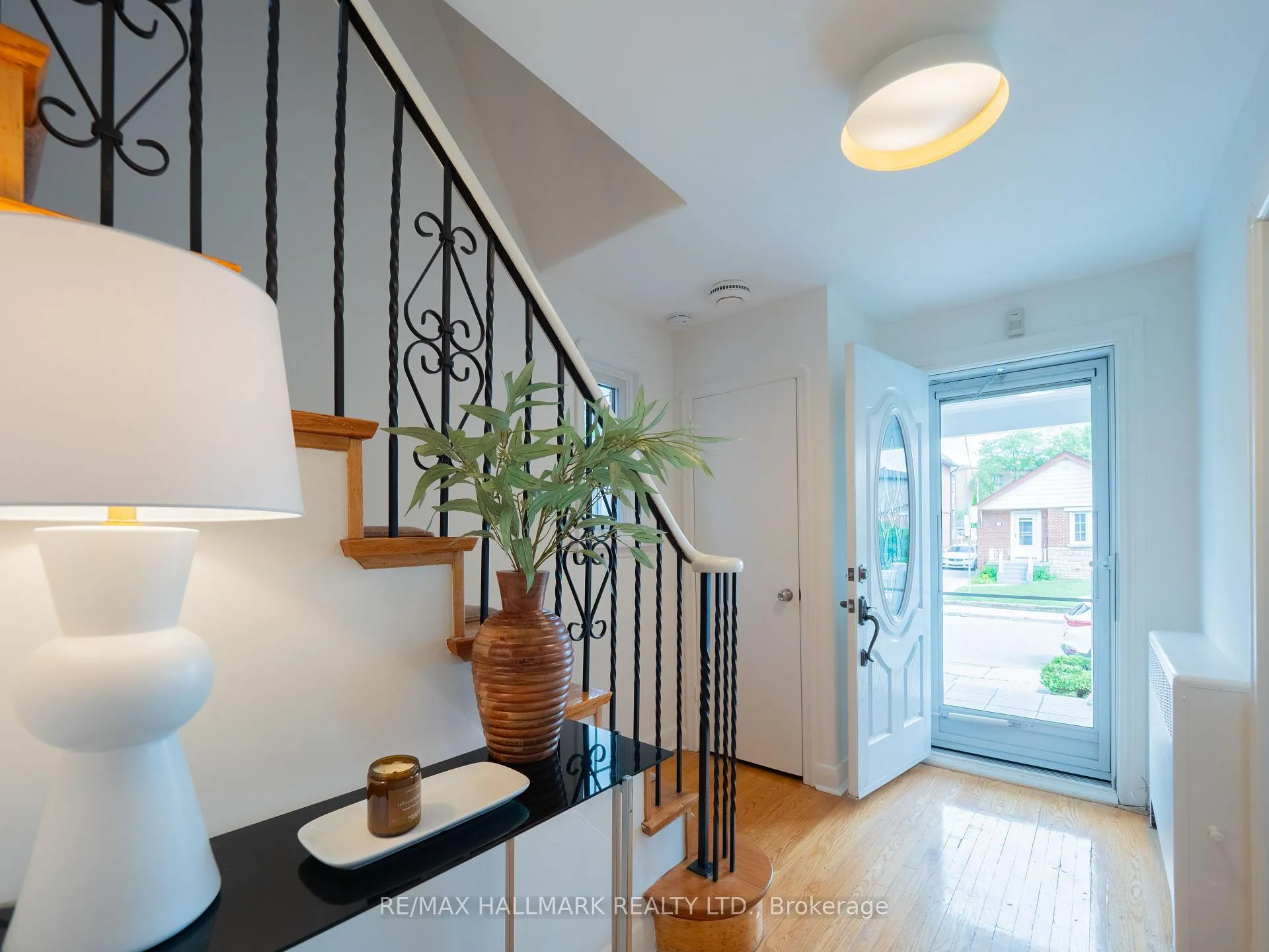 Photo 3 of 51 Floyd Avenue, Toronto, Broadview North — HOMEH