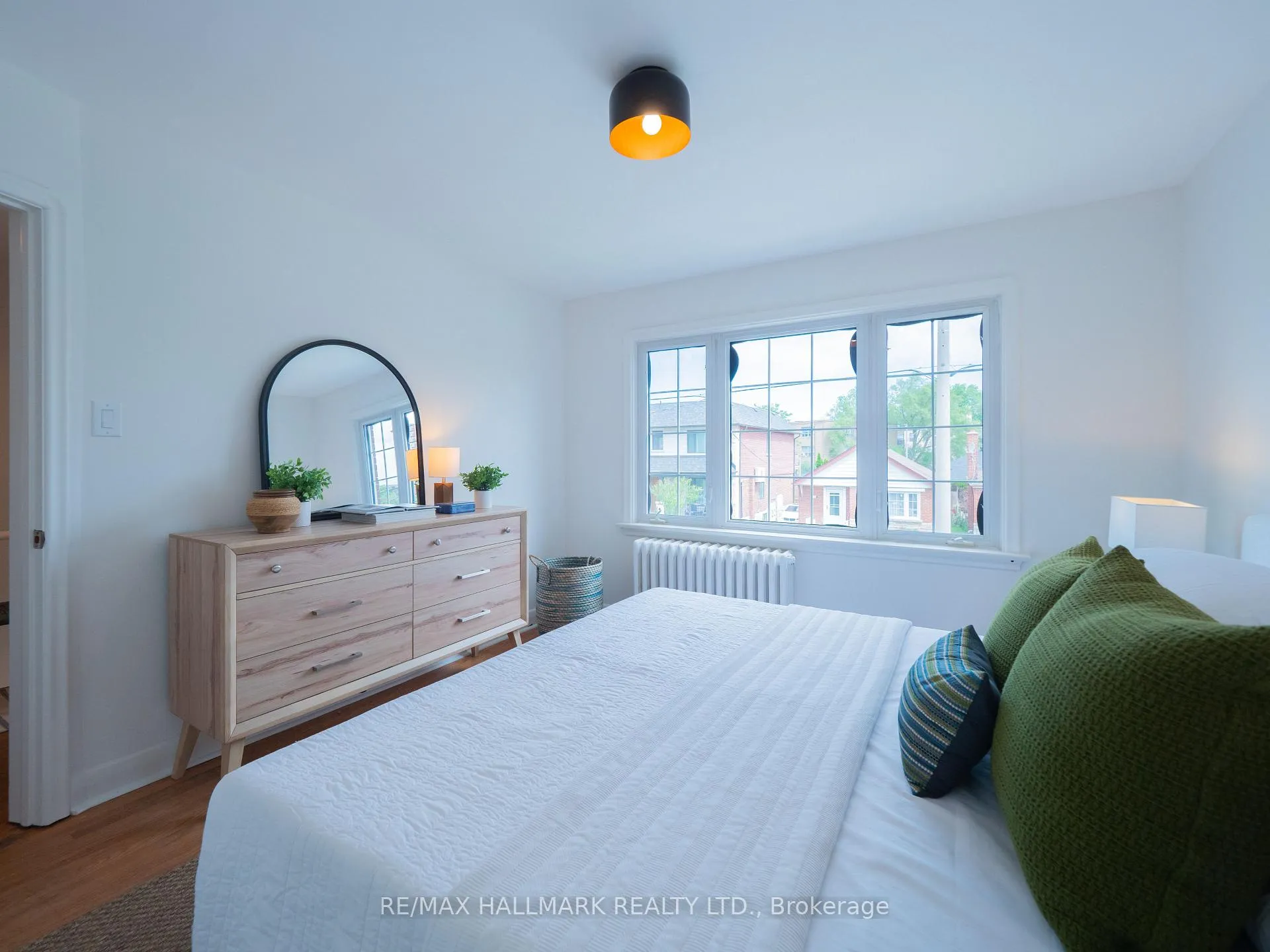 Photo 20 of 51 Floyd Avenue, Toronto, Broadview North — HOMEH