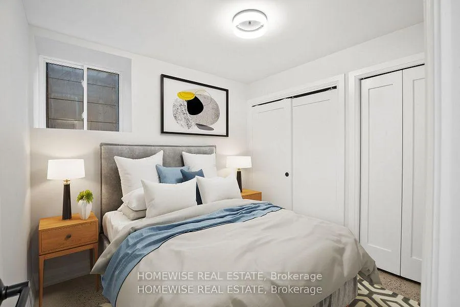 Photo 4 of Unit 5, 2563 Dundas Street W, Toronto, High Park North — HOMEH