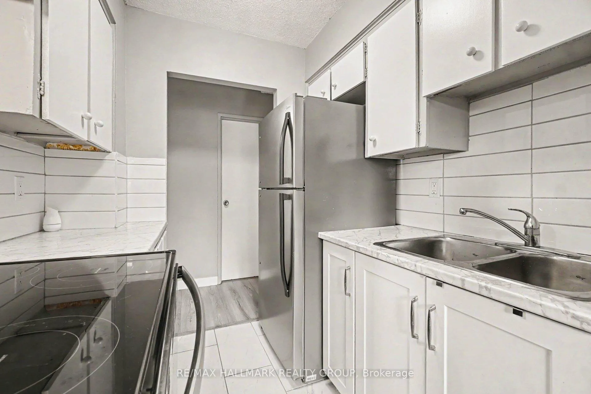 Photo 10 of Unit 106A, 2044 Arrowsmith Drive, Ottawa, Beacon Hill South — HOMEH
