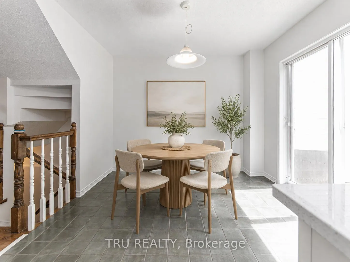 Photo 15 of 135 Margrave Avenue, Ottawa, Hunt Club Park/Greenboro — HOMEH