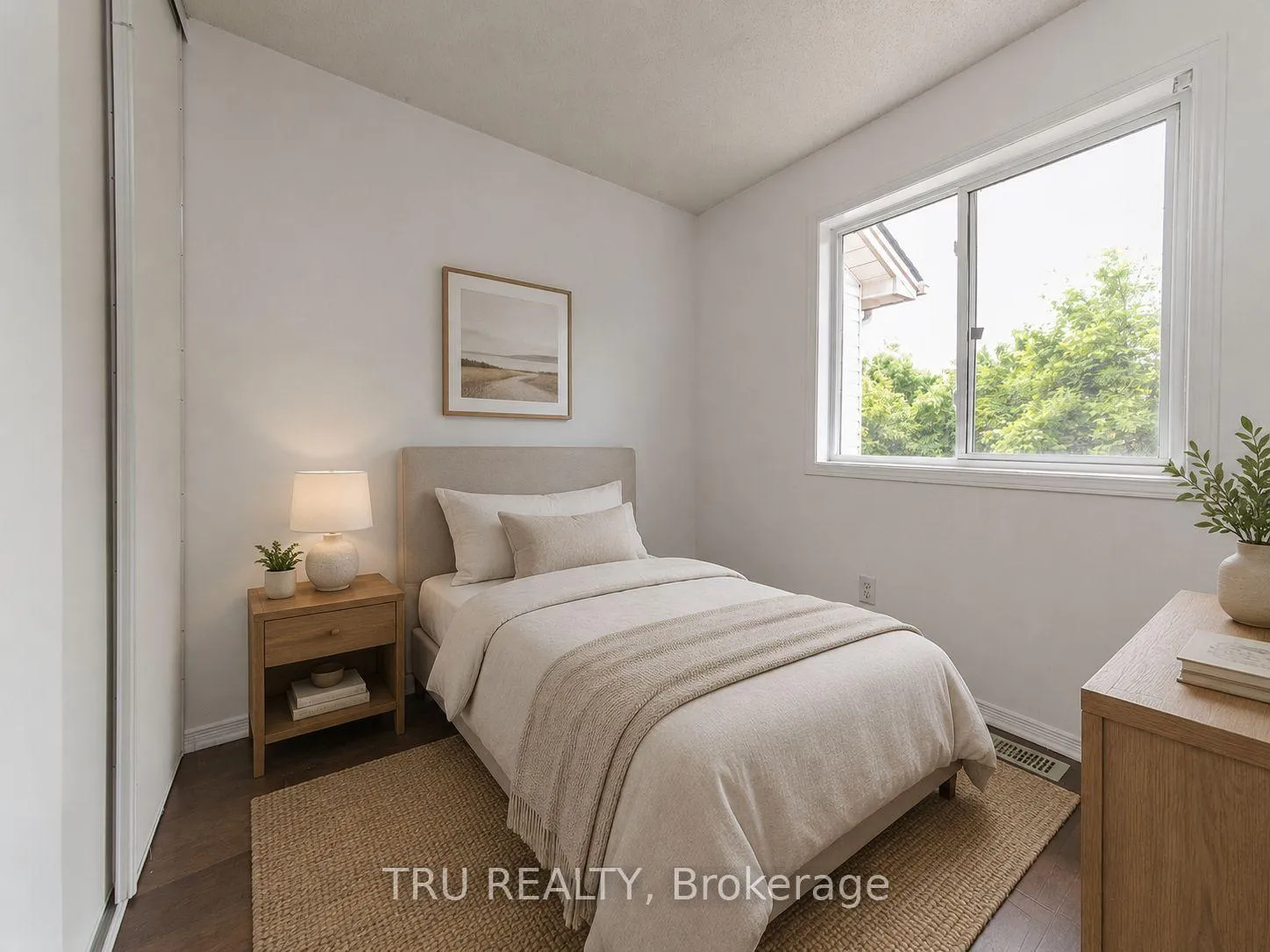 Photo 31 of 135 Margrave Avenue, Ottawa, Hunt Club Park/Greenboro — HOMEH