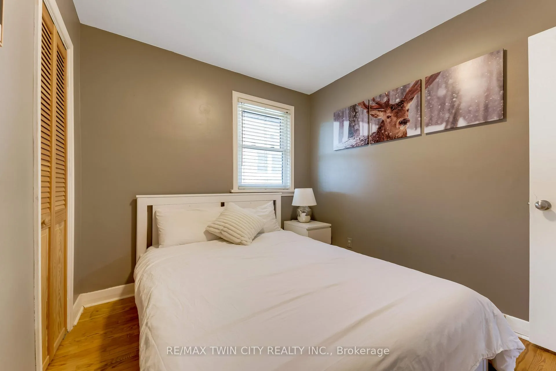 Photo 14 of 90 Arlington Boulevard, Kitchener — HOMEH