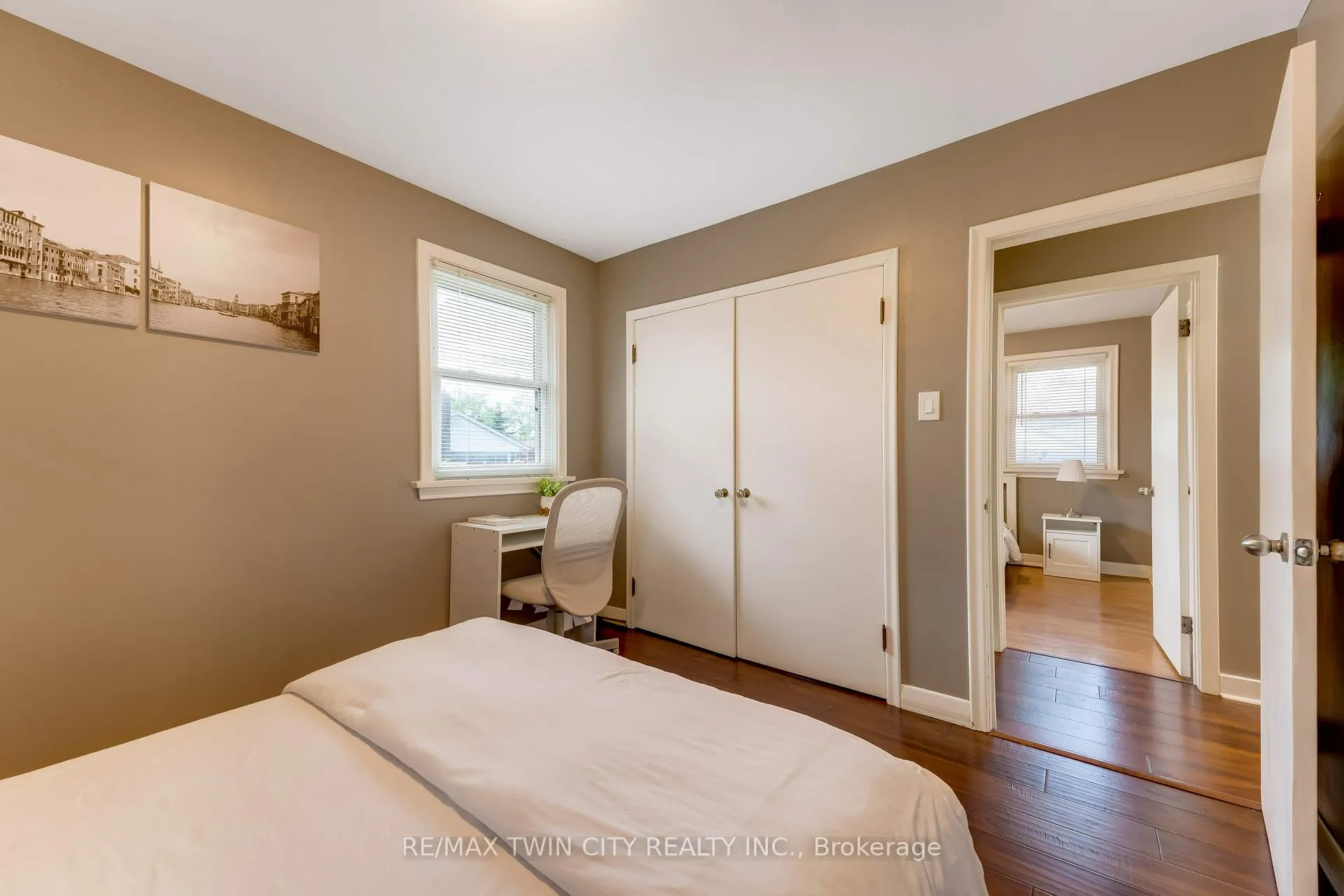 Photo 20 of 90 Arlington Boulevard, Kitchener — HOMEH