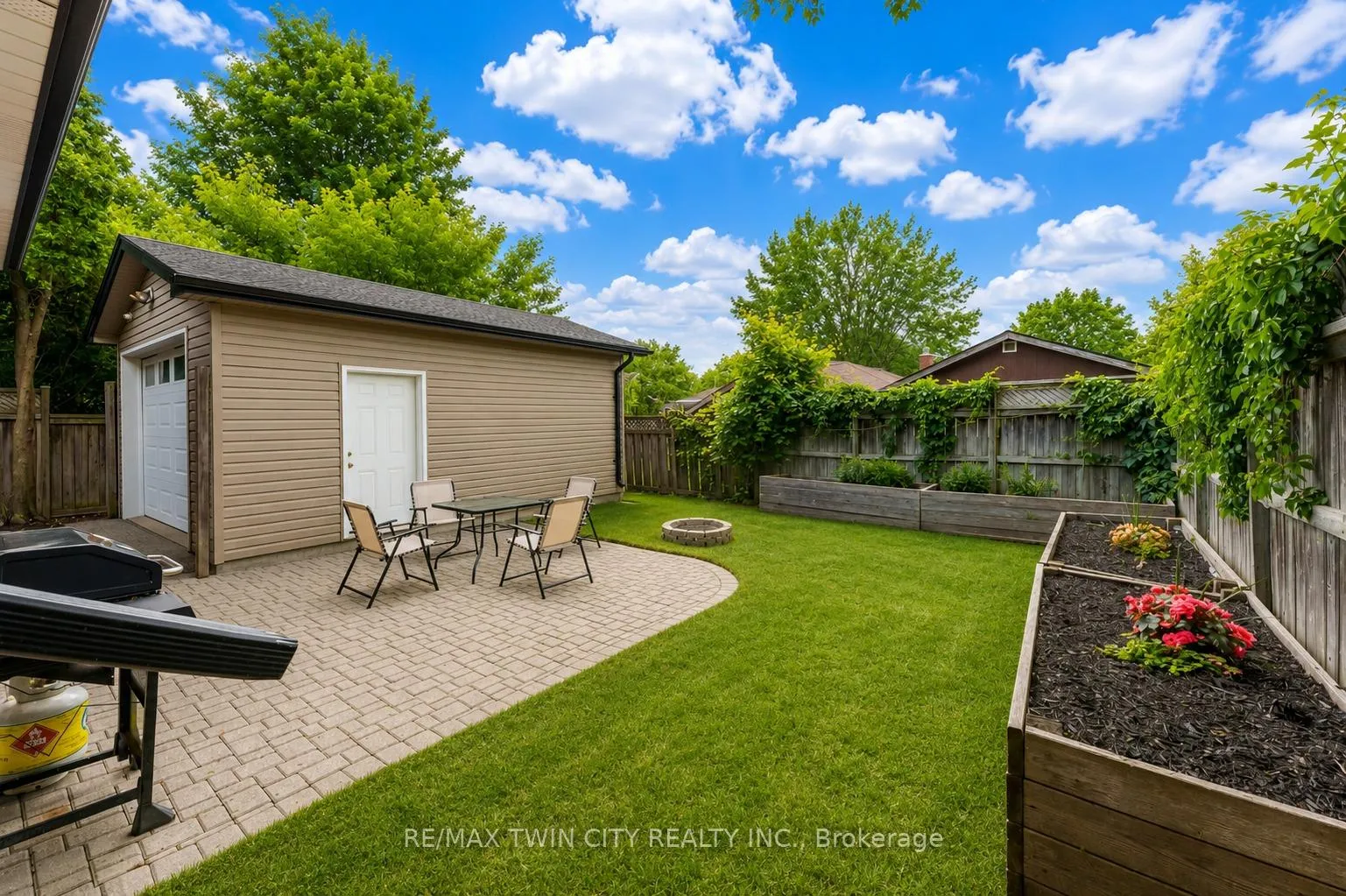 Photo 41 of 90 Arlington Boulevard, Kitchener — HOMEH