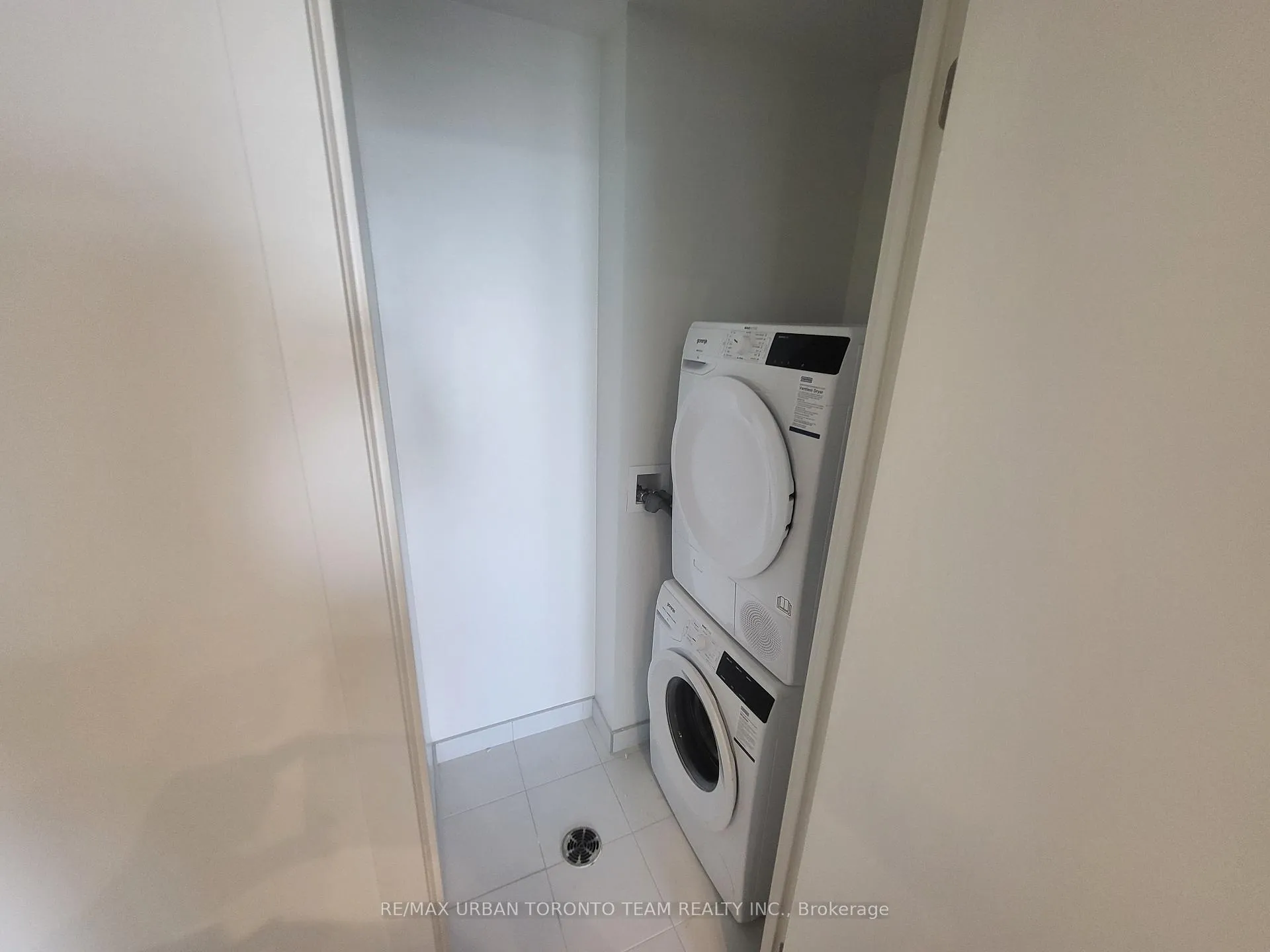 Photo 14 of Unit 5210, 195 Commerce Street, Vaughan, Vaughan Corporate Centre — HOMEH