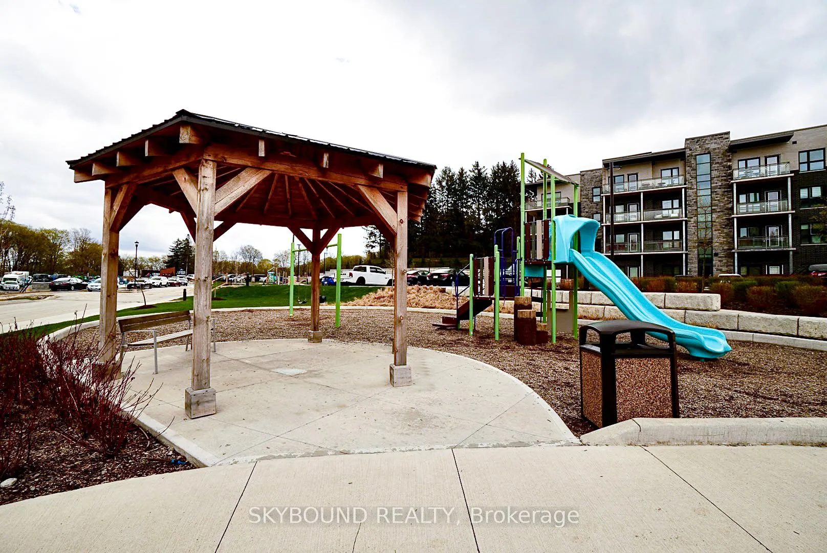 Photo 29 of Unit 0411, 1000 Lackner Place, Kitchener, Grand River North — HOMEH