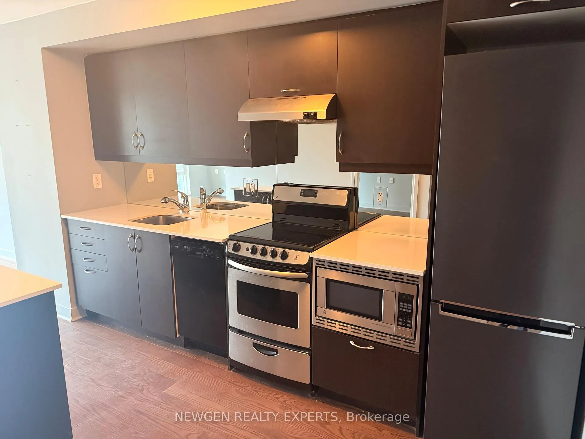 Photo 5 of Unit 312, 320 Richmond Street E, Toronto, Moss Park — HOMEH