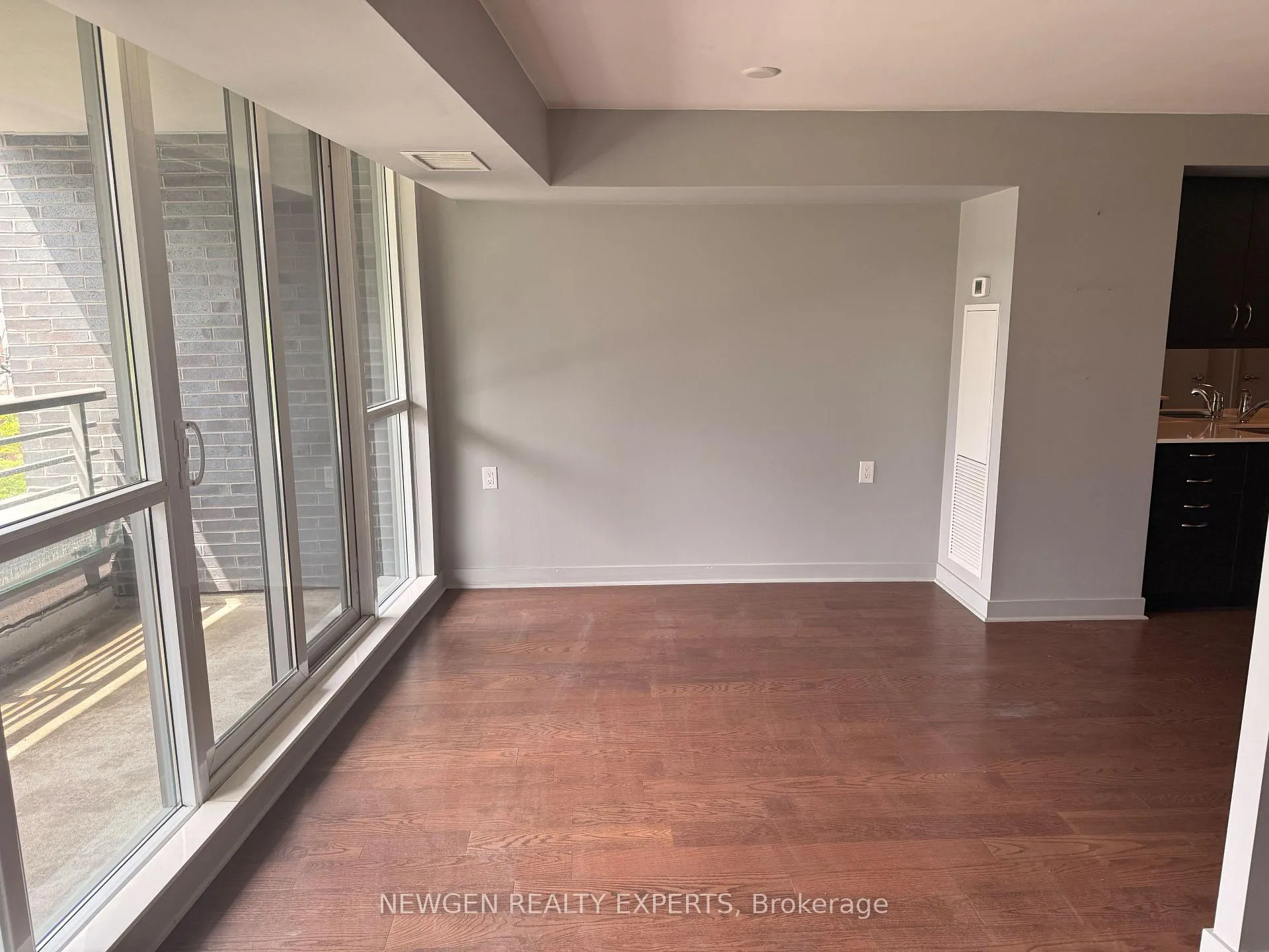 Photo 7 of Unit 312, 320 Richmond Street E, Toronto, Moss Park — HOMEH