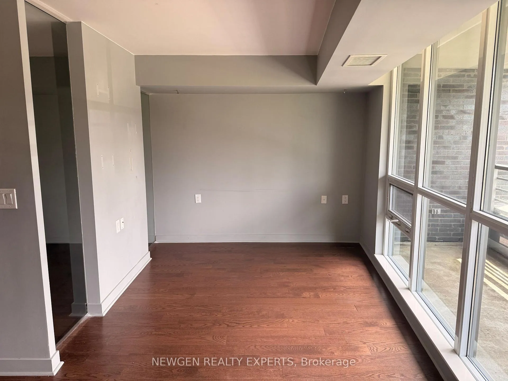 Photo 9 of Unit 312, 320 Richmond Street E, Toronto, Moss Park — HOMEH