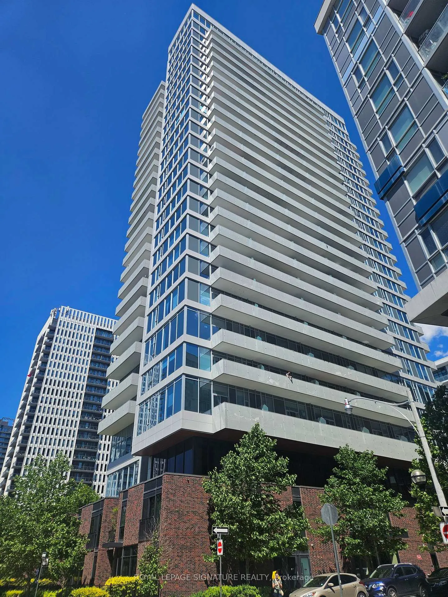 Front of Unit 510, 20 Tubman Avenue
