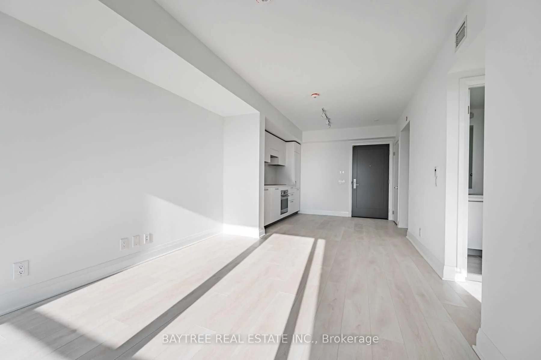 Photo 13 of Unit 509, 33 Frederick Todd Way, Toronto, Thorncliffe Park — HOMEH