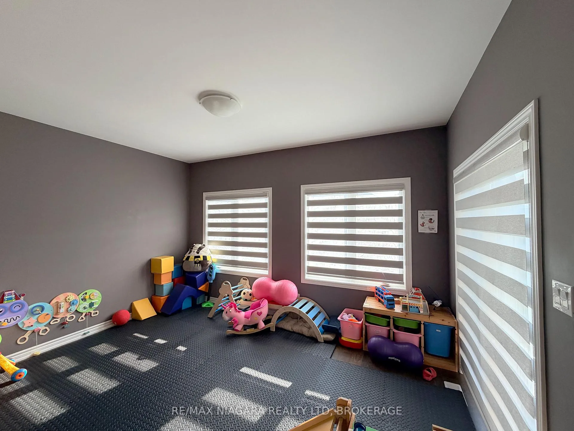 Photo 5 of 78 Bradley Avenue, Welland, Lincoln/Crowland — HOMEH