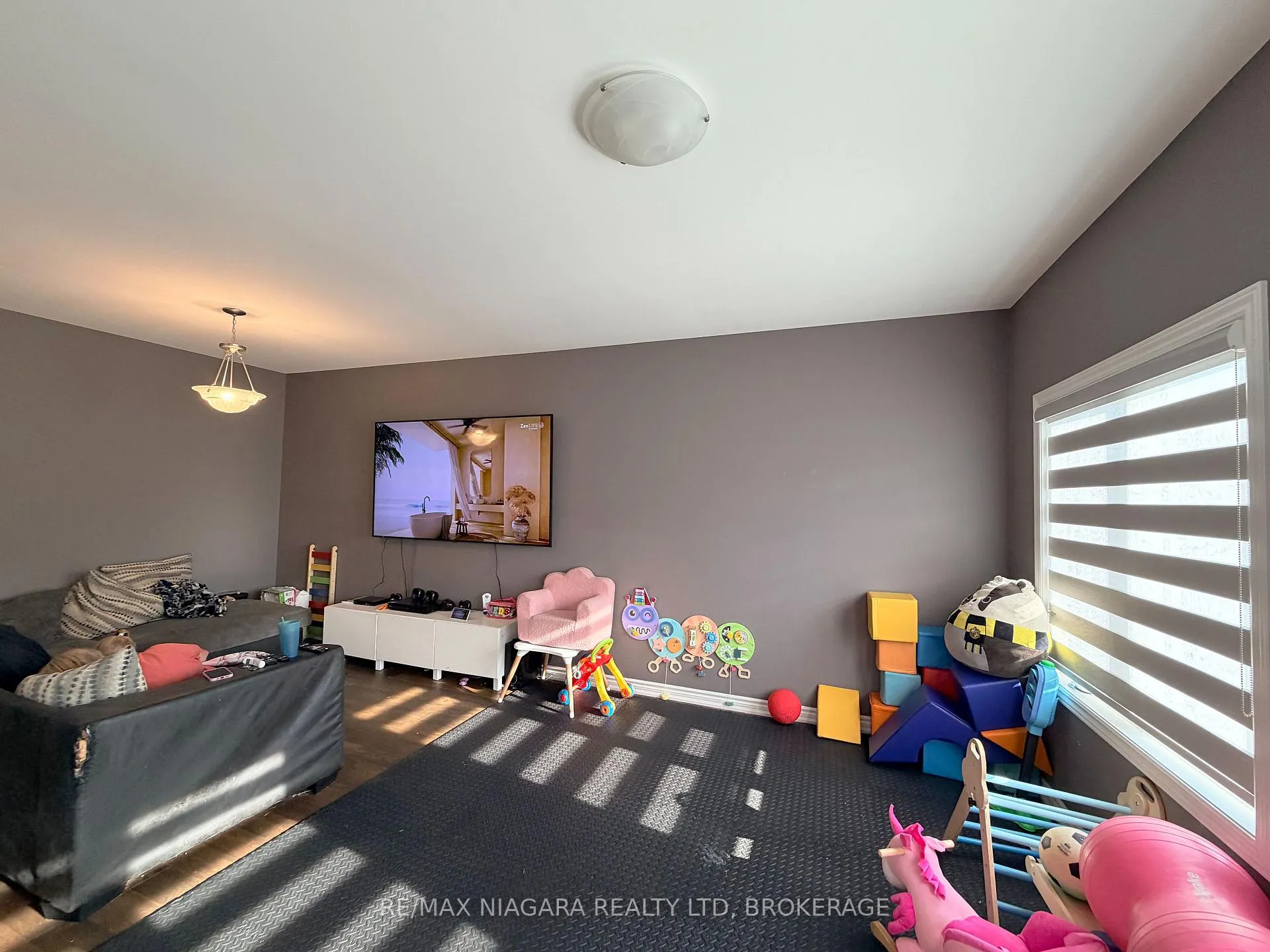 Photo 6 of 78 Bradley Avenue, Welland, Lincoln/Crowland — HOMEH