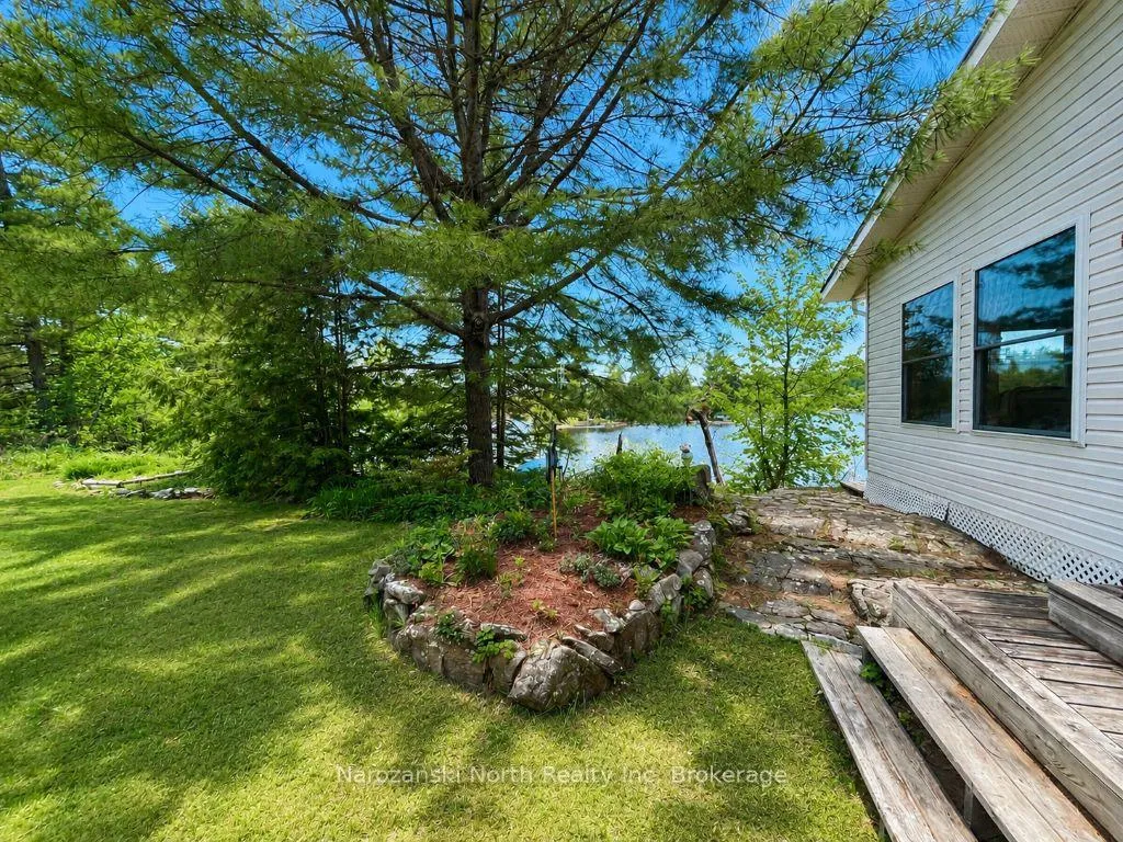 Photo 4 of 79 Simon Lake Road, Parry Sound Remote Area, Mowat — HOMEH