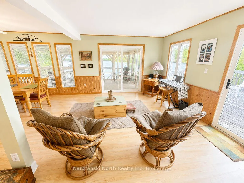 Photo 8 of 79 Simon Lake Road, Parry Sound Remote Area, Mowat — HOMEH