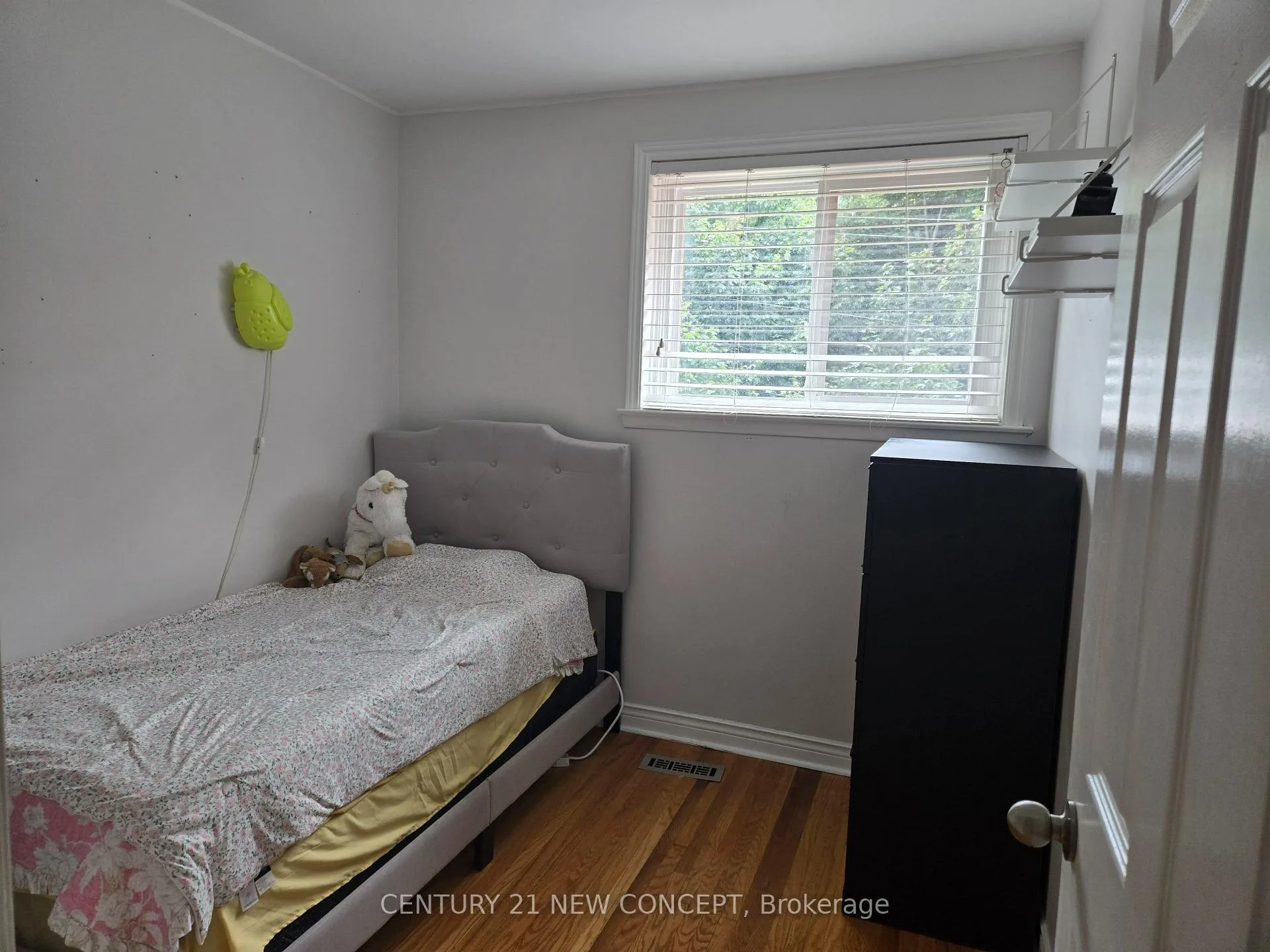 Photo 12 of 412 Melores Drive, Burlington, Appleby — HOMEH