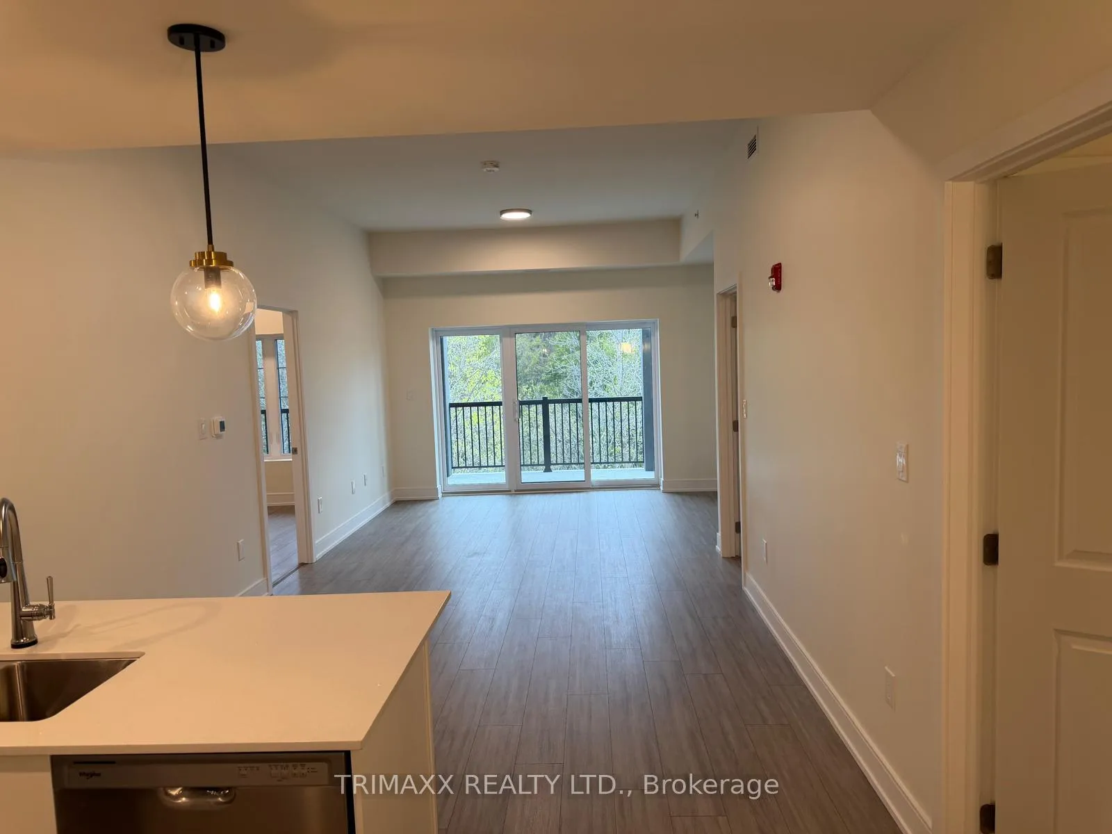 Photo 8 of Unit 318, 121 Mary Street, Clearview, Creemore — HOMEH