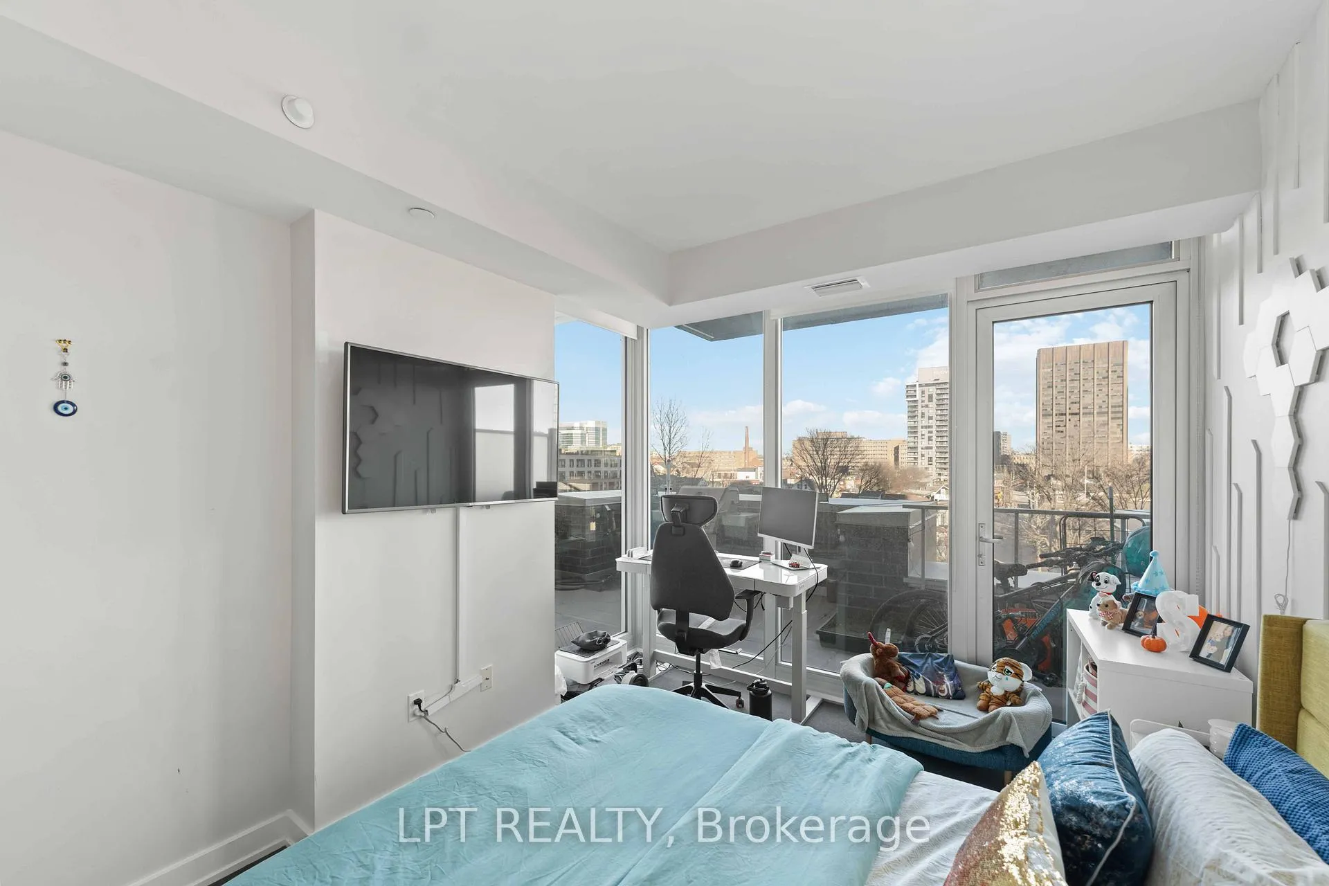 Photo 25 of Unit 307, 111 Champagne Avenue S, Ottawa, West Centre Town — HOMEH