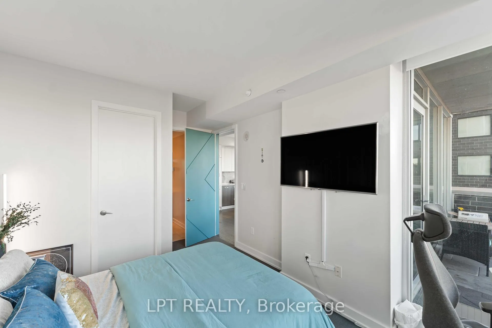 Photo 27 of Unit 307, 111 Champagne Avenue S, Ottawa, West Centre Town — HOMEH