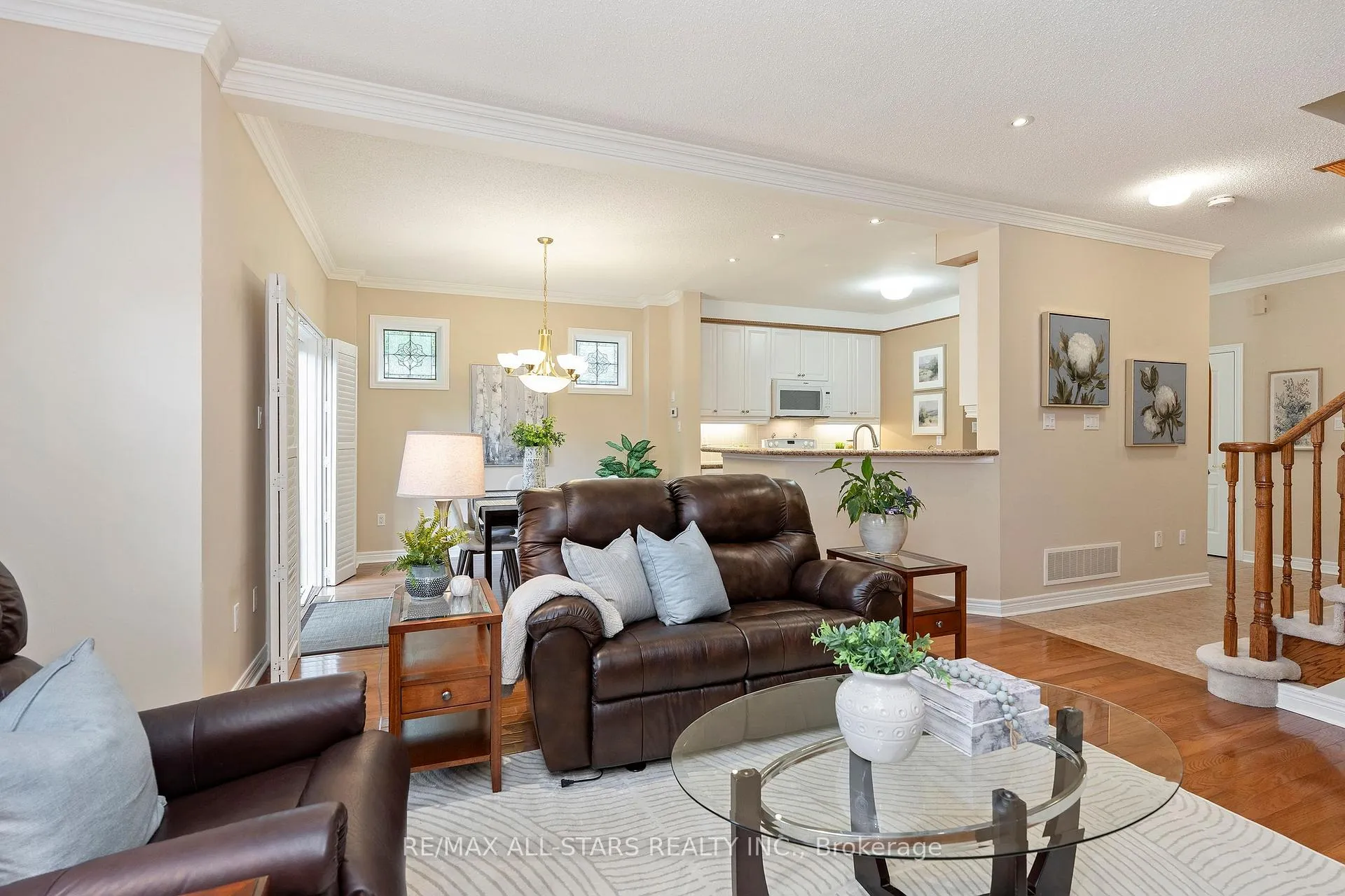 Photo 5 of 27 Wave Hill Way, Markham, Greensborough — HOMEH