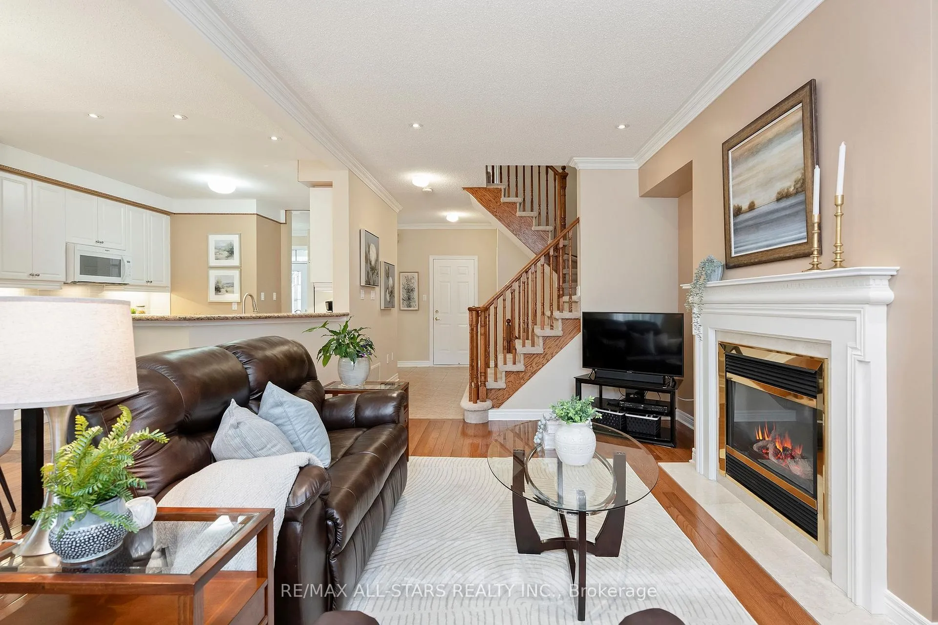Photo 7 of 27 Wave Hill Way, Markham, Greensborough — HOMEH