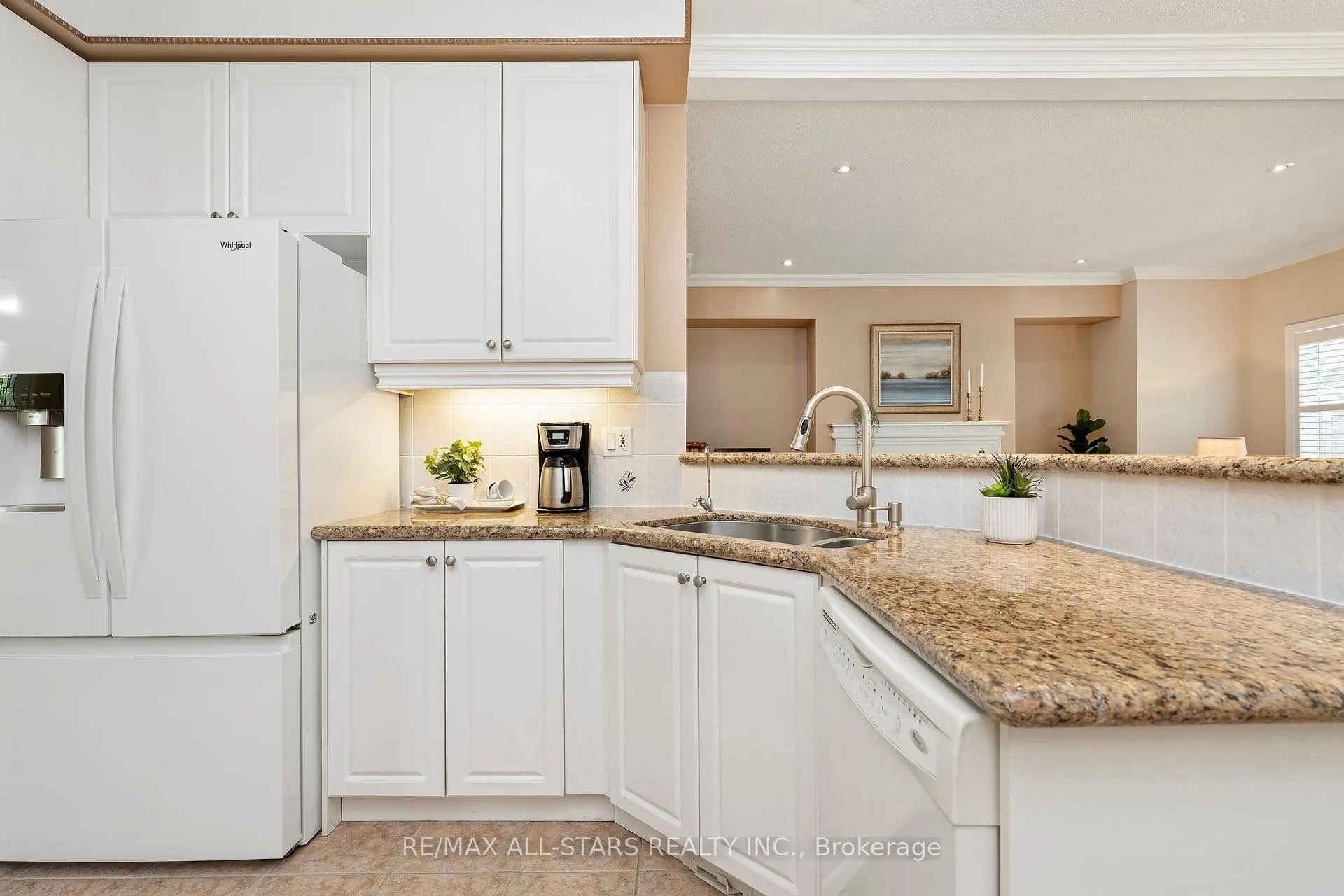 Photo 15 of 27 Wave Hill Way, Markham, Greensborough — HOMEH