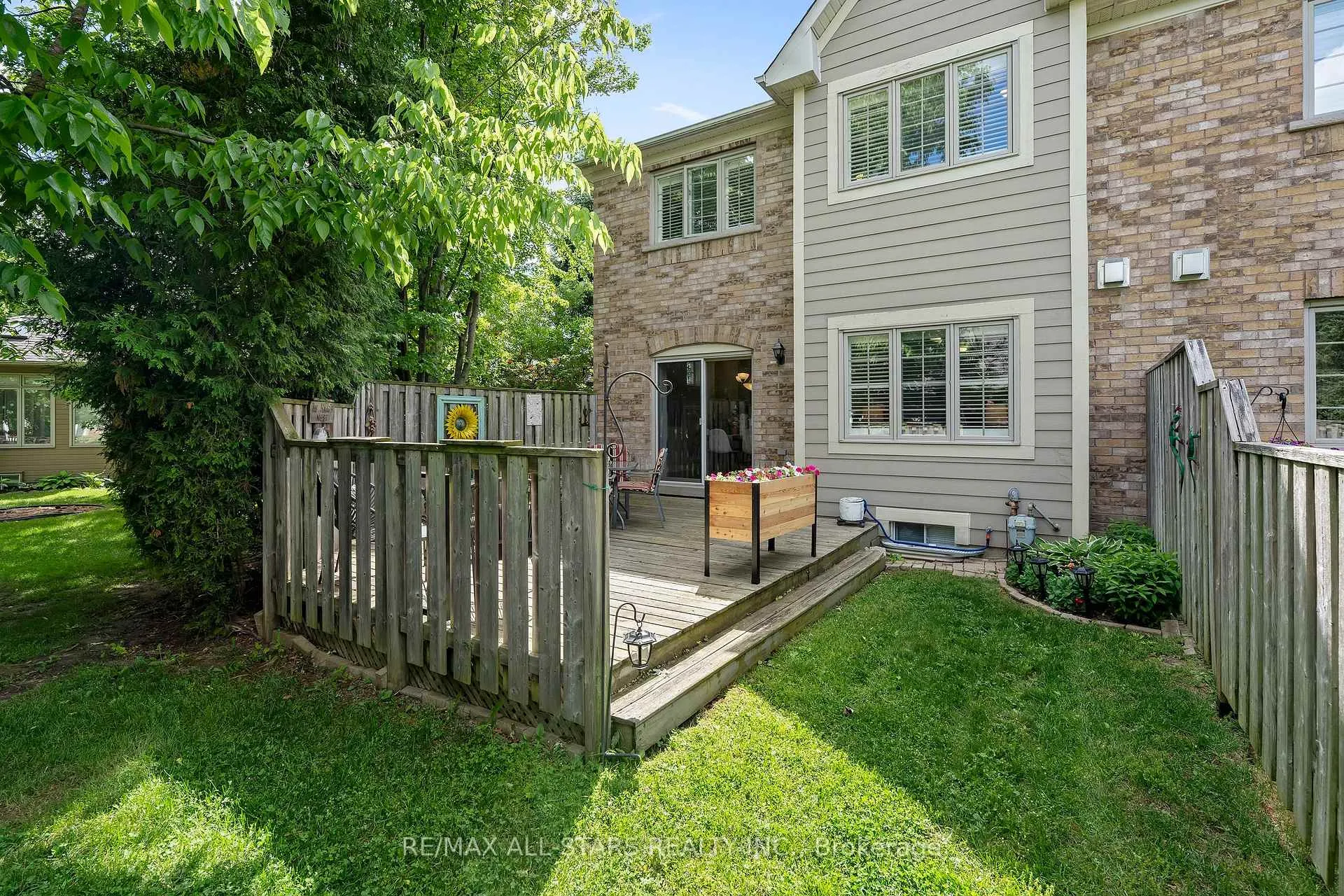 Photo 39 of 27 Wave Hill Way, Markham, Greensborough — HOMEH