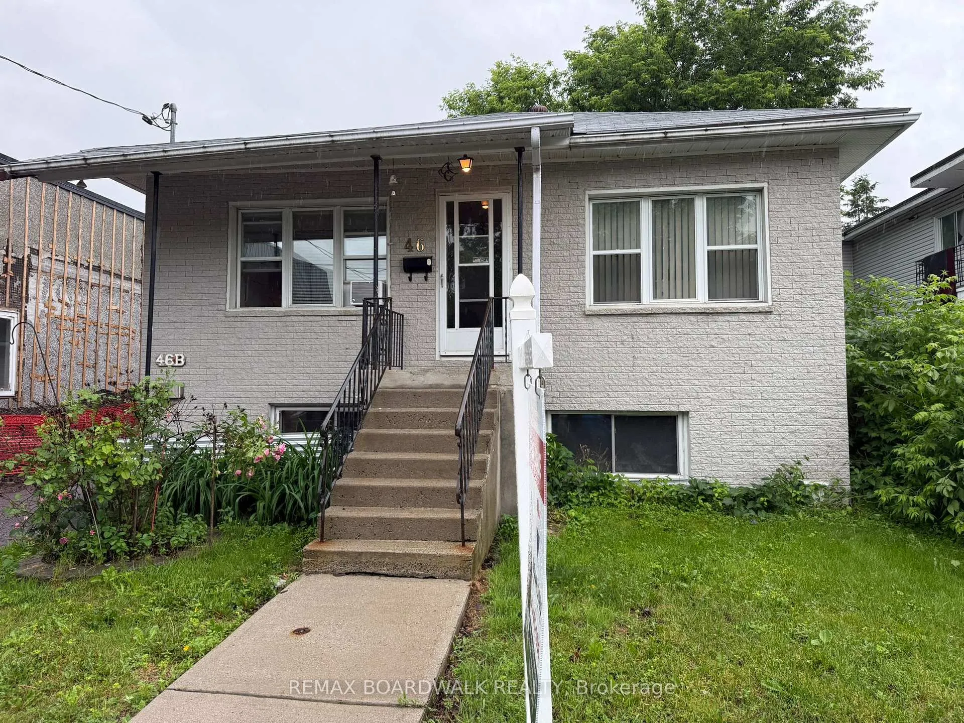Front of 46 Jolliet Avenue