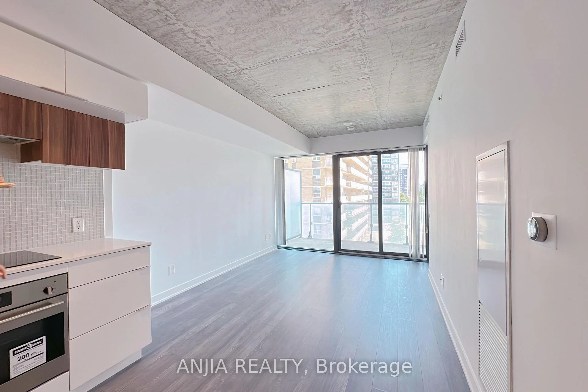 Photo 19 of Unit 312, 185 Roehampton Avenue, Toronto, Mount Pleasant East — HOMEH