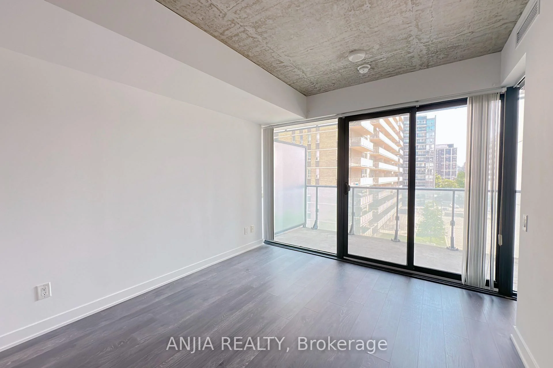 Photo 21 of Unit 312, 185 Roehampton Avenue, Toronto, Mount Pleasant East — HOMEH