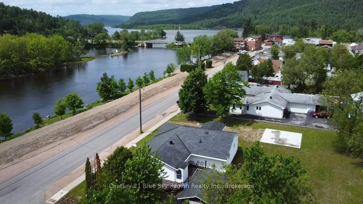 Photo 4 of 391 Mattawan Street, Mattawa — HOMEH