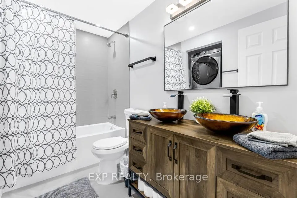 Photo 18 of 2258 Manchester Drive, Burlington, Brant Hills — HOMEH