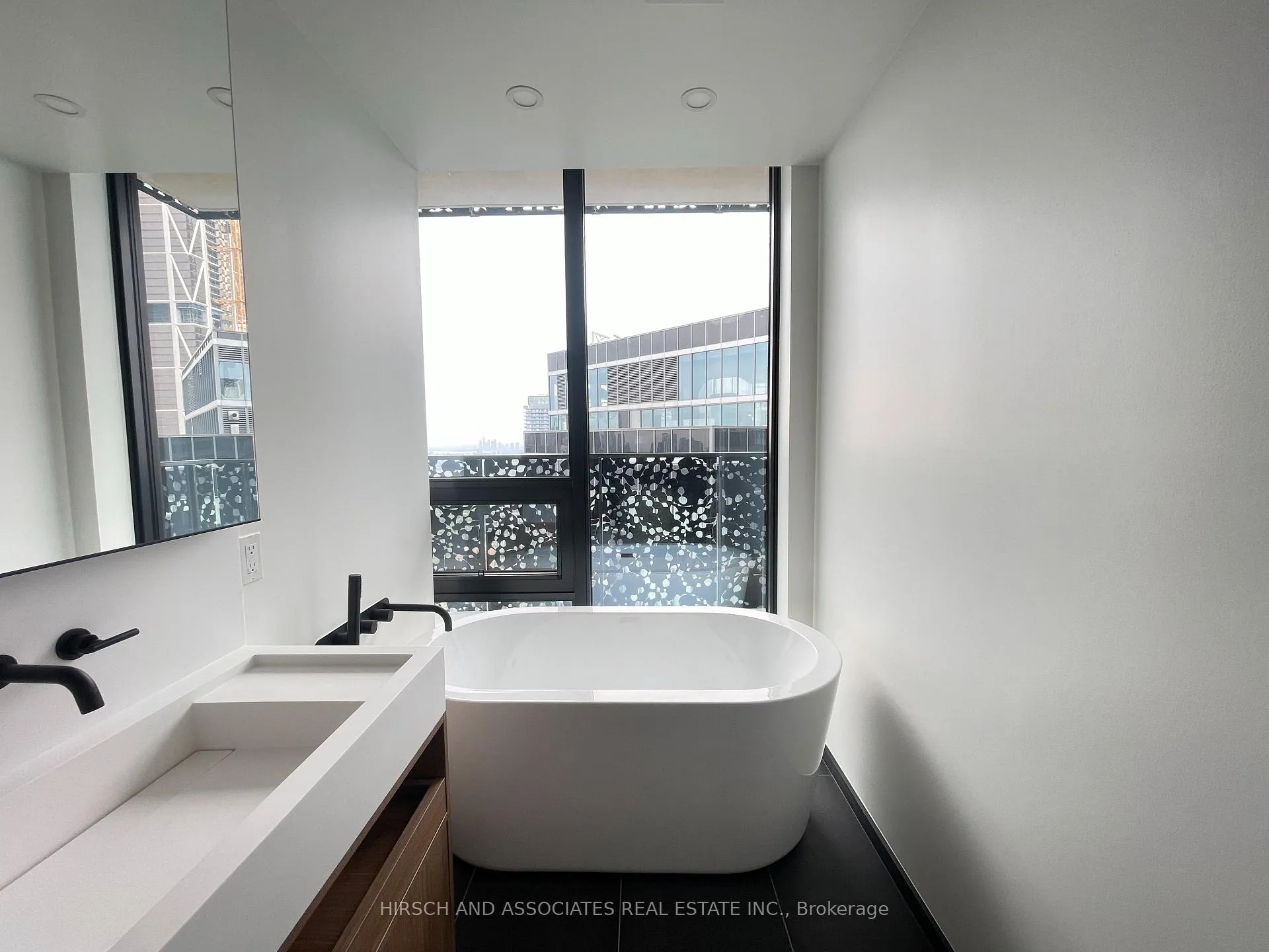 Photo 27 of Unit 4805, 55 Charles Street E, Toronto, Church-Yonge Corridor — HOMEH