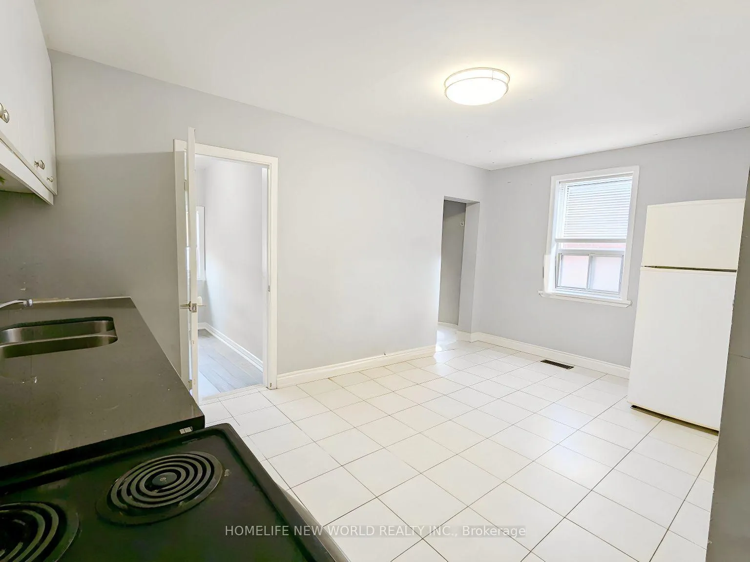 Photo 4 of Unit 1, 2 Thornton Avenue, Toronto, Caledonia-Fairbank — HOMEH