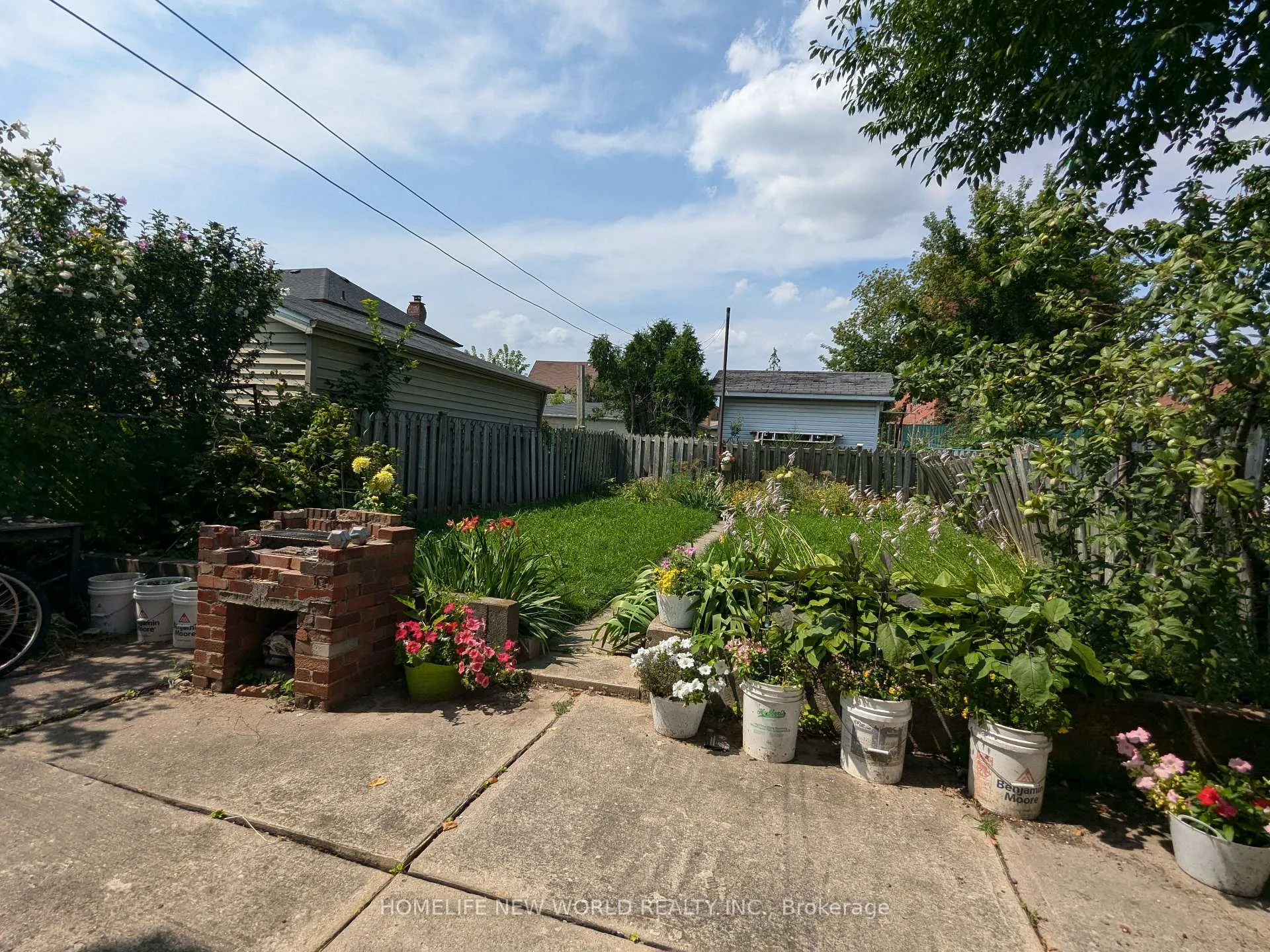 Photo 12 of Unit 1, 2 Thornton Avenue, Toronto, Caledonia-Fairbank — HOMEH